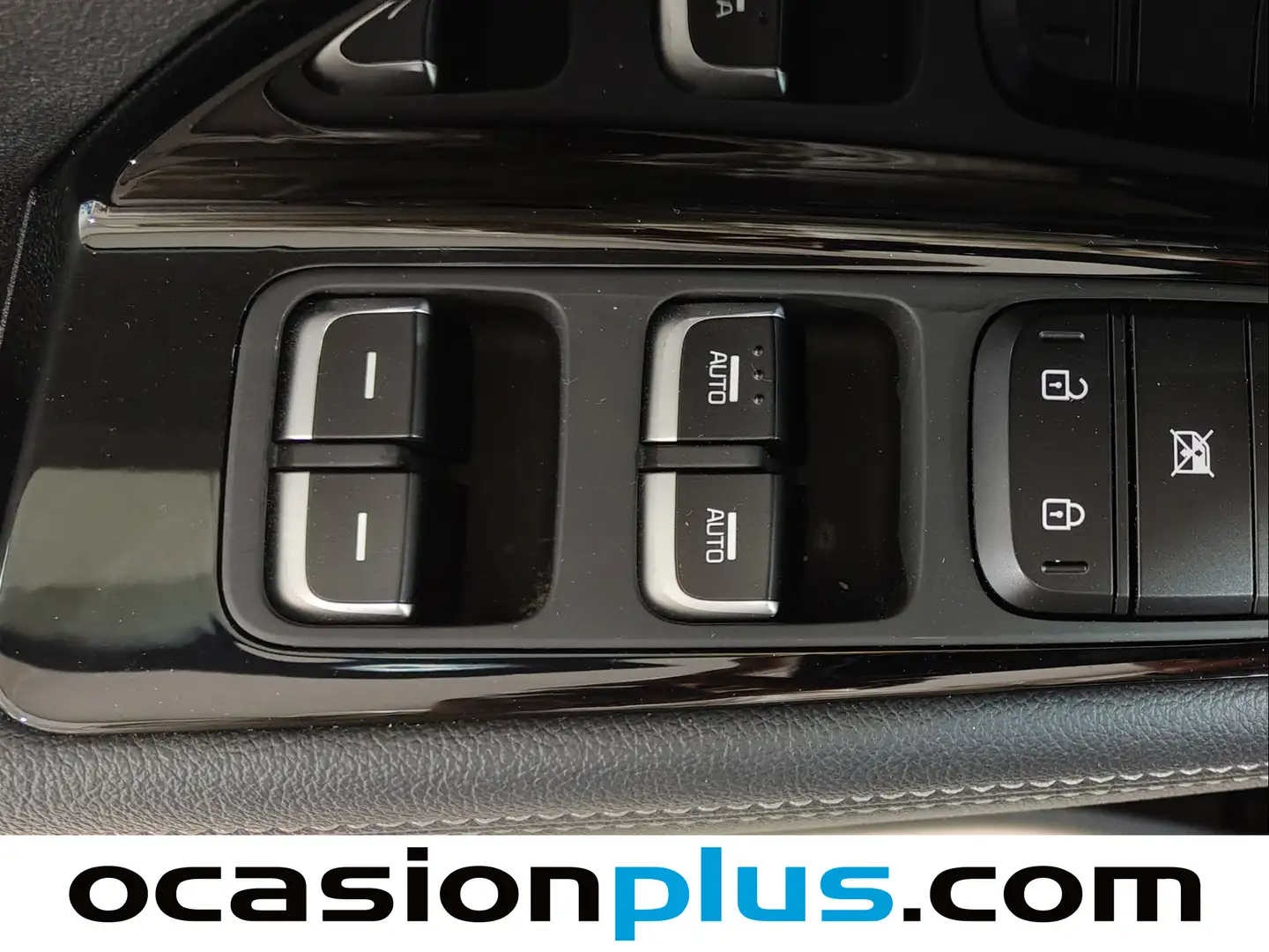 Foto KIA Niro Kia Niro 1.6 GDi HEV Híbrido Emotion (141 CV)