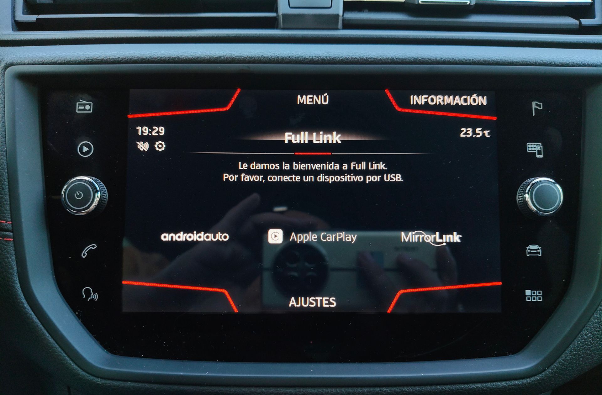 SEAT Arona 1.6 TDI Ecomotive FR - foto 8