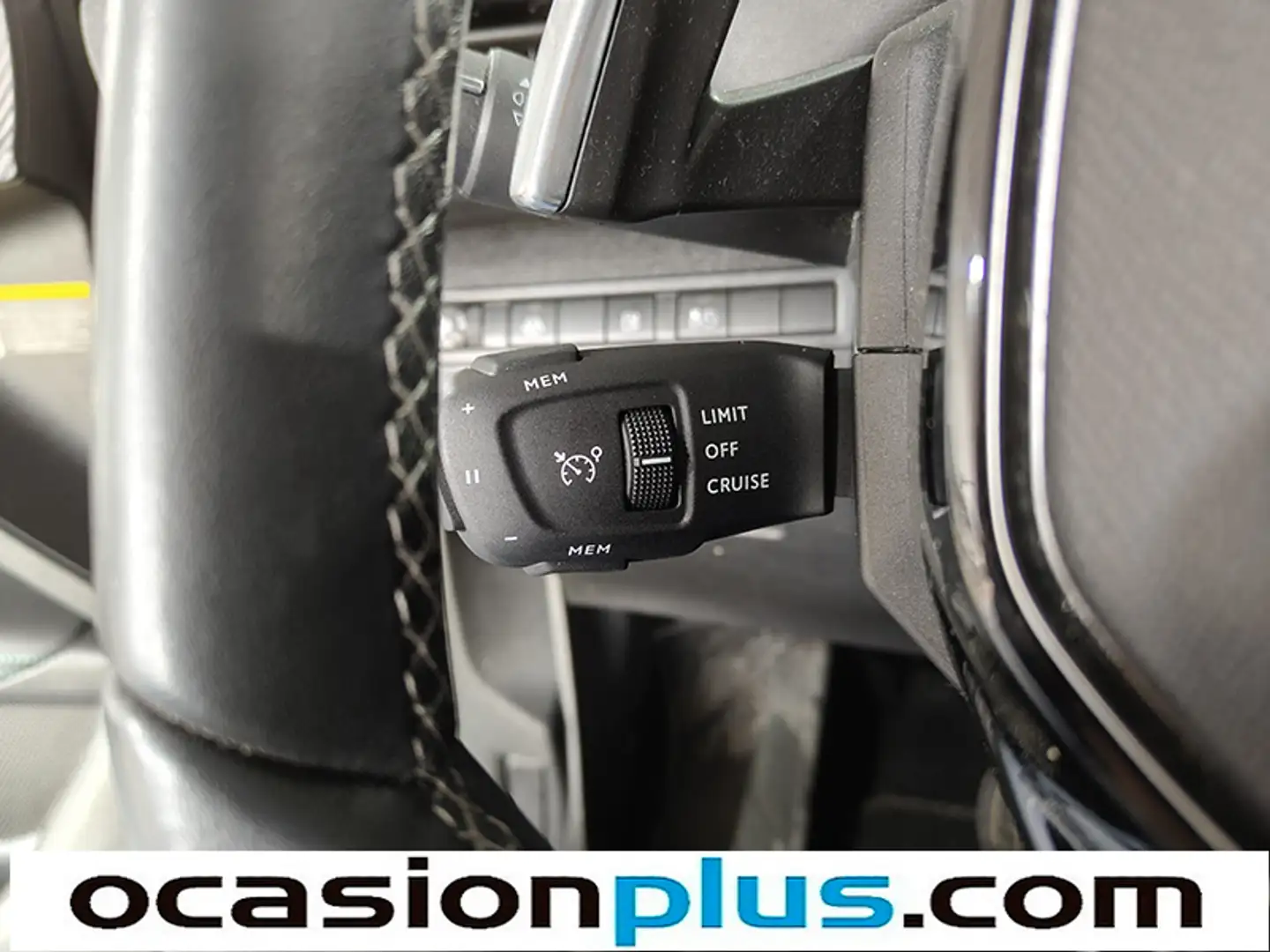 Foto Peugeot 3008 Hybrid Peugeot 3008 Hybrid 225 Allure e-EAT8 (225 CV)