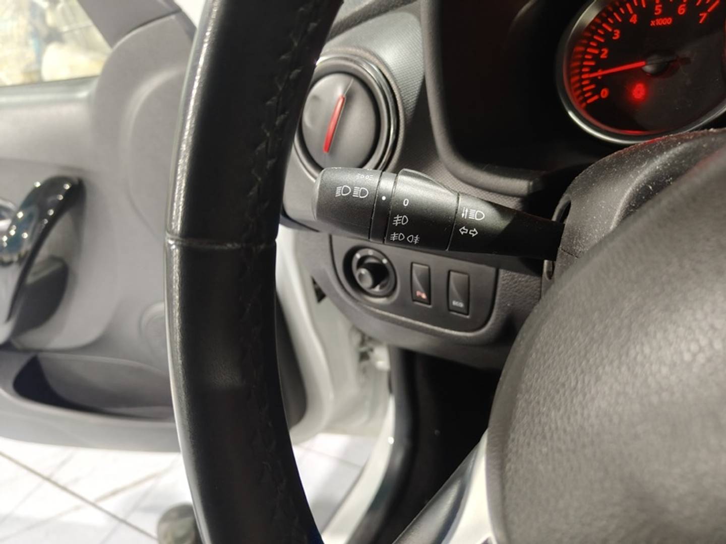 Foto Dacia Sandero Dacia Sandero Serie Limitada Xplore TCE (90 CV) GLP