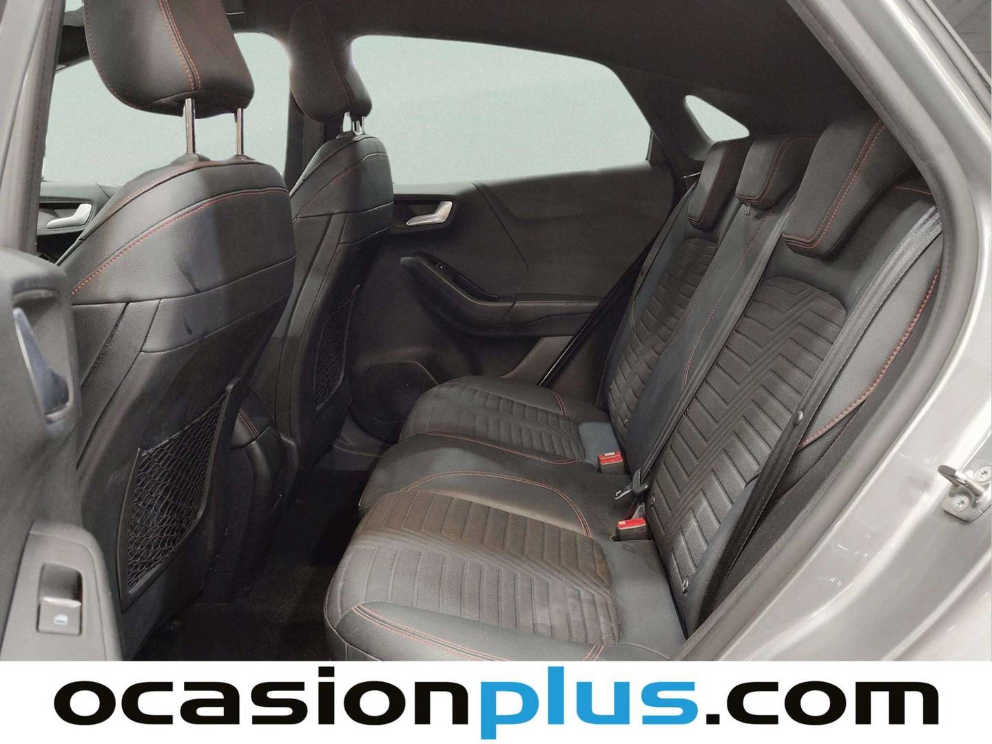 Foto asientos traseros Ford Puma Ford Puma 1.0 EcoBoost MHEV ST-Line X (125 CV)