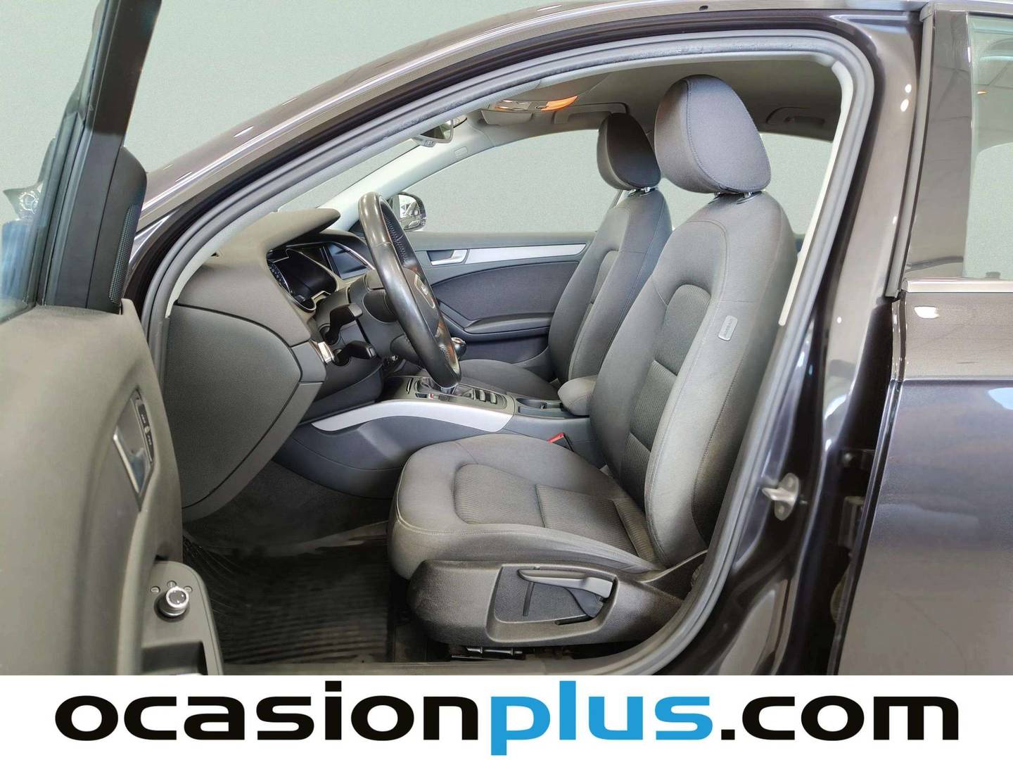 Foto asientos delanteros Audi A4 Audi A4 Advanced edition 2.0 TDI (143 CV)
