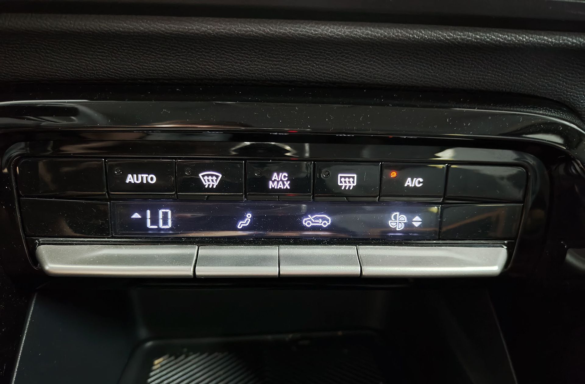 Citroën C3 Aircross Hybrid 145 Plus e-DCS6 - foto 29