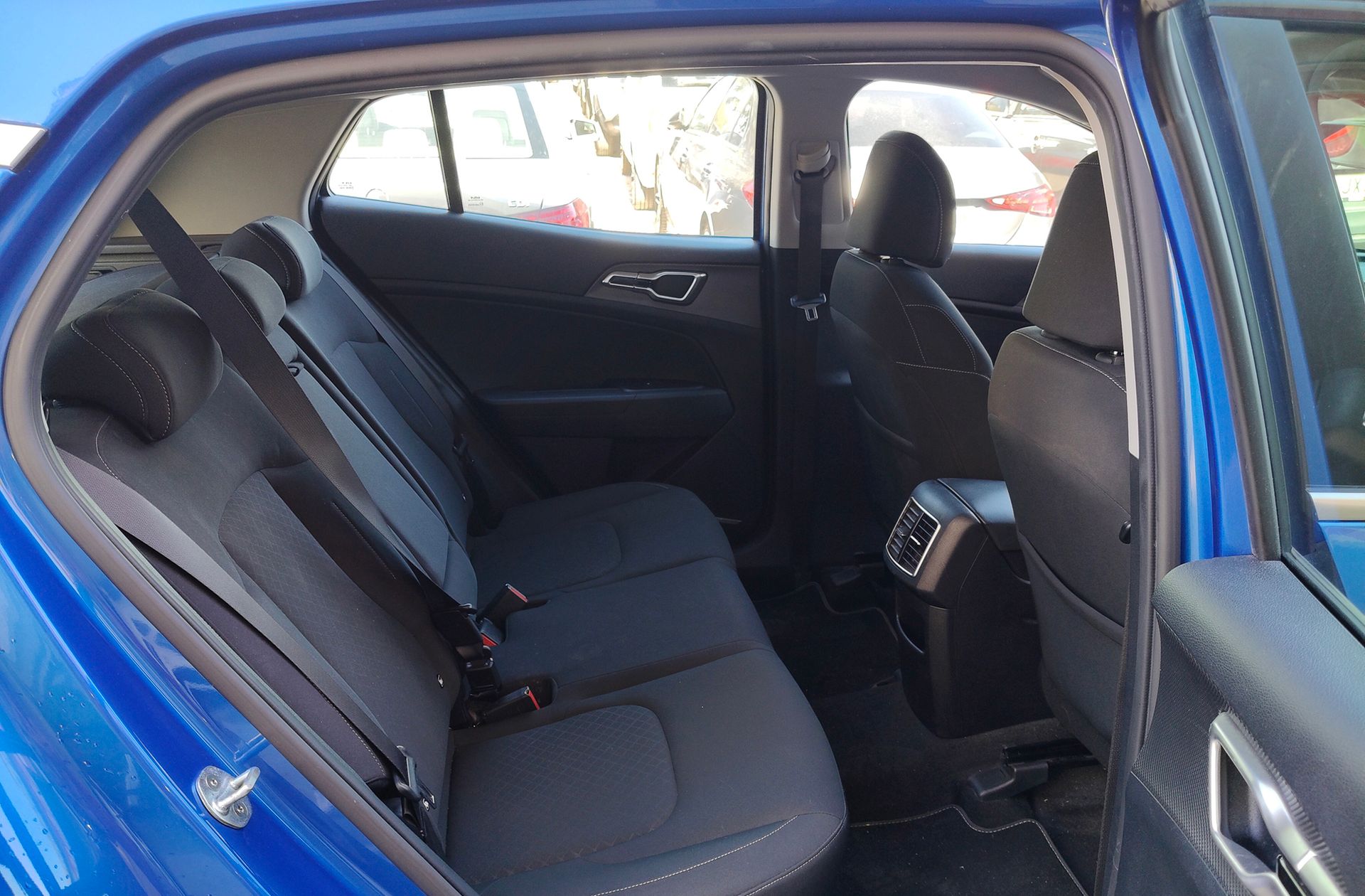 Kia Sportage 1.6 T-GDi Drive 4x2 - foto 17