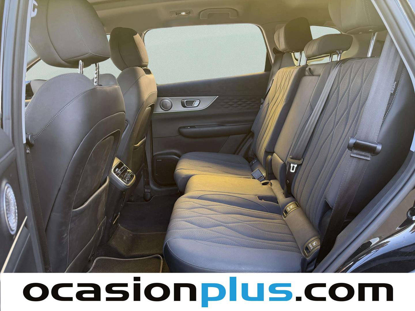 Foto asientos traseros EBRO S800 EBRO S800 1.6 TGDI Luxury DCT (147 CV) 7 plazas