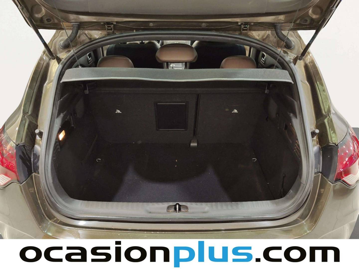 Fotos maletero Citroën DS4 Citroën DS4 1.6 e-HDi Style CMP STT (112 CV)