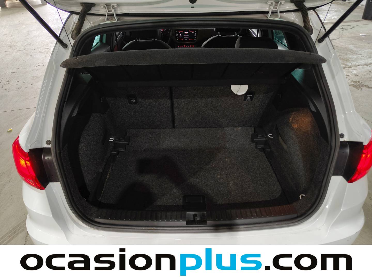 Fotos maletero Seat Arona Seat Arona 1.5 TSI FR (150 CV)