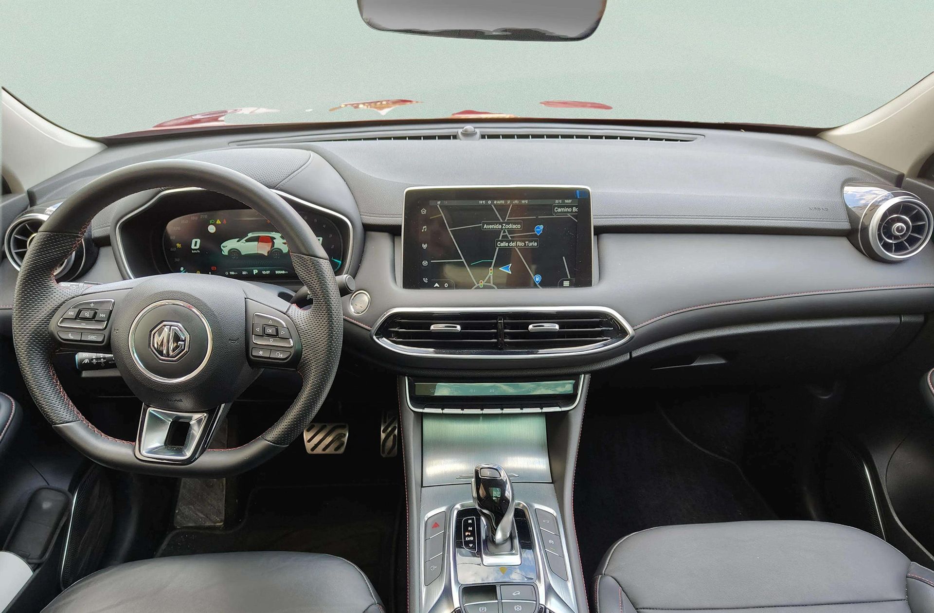 MG HS 1.5 Turbo GDI Luxury DCT - foto 8