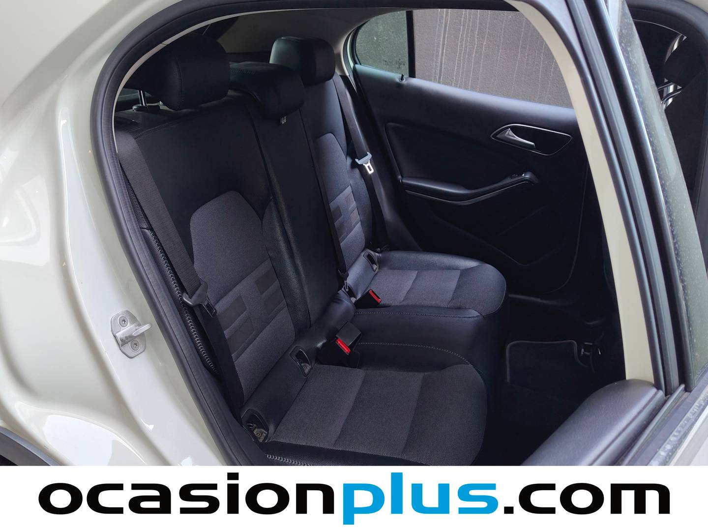 Mercedes GLA Mercedes GLA GLA 200 d Urban (136 CV) 2015