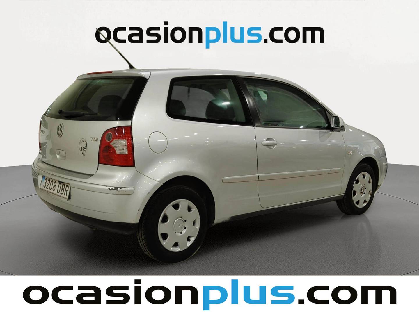 Foto trasera Volkswagen Polo Volkswagen Polo Match 1.4 TDI (75 CV) derecha