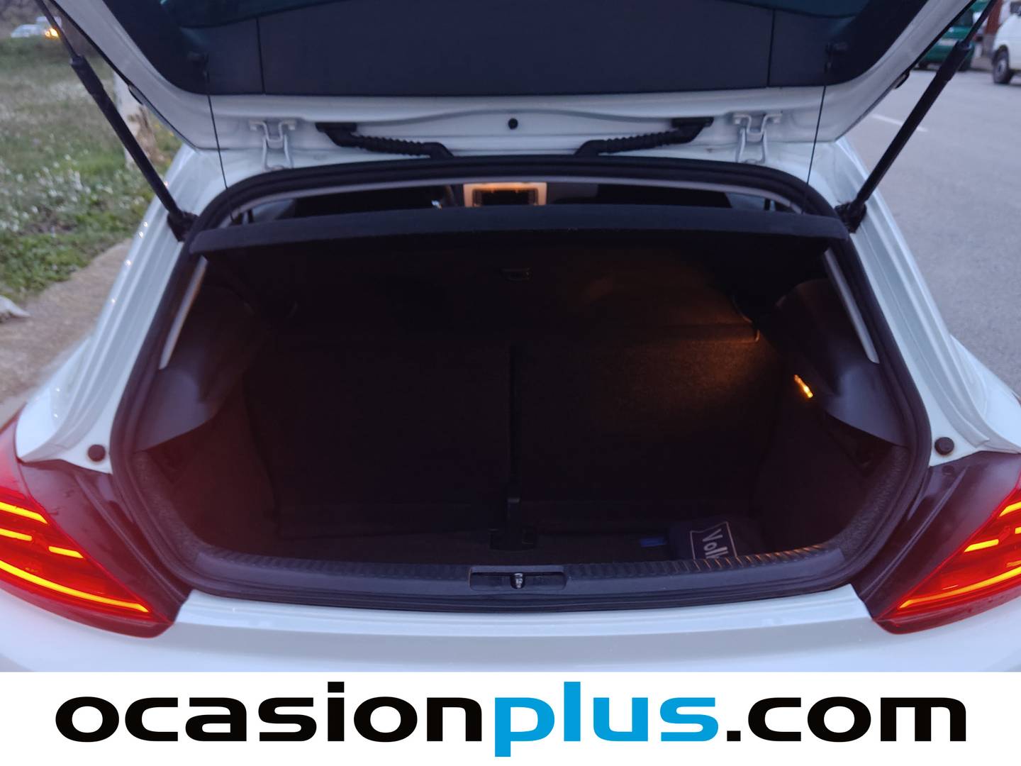 Foto Volkswagen Scirocco Volkswagen Scirocco Typhoon by R-Line 1.4 TSI BMT (125 CV)