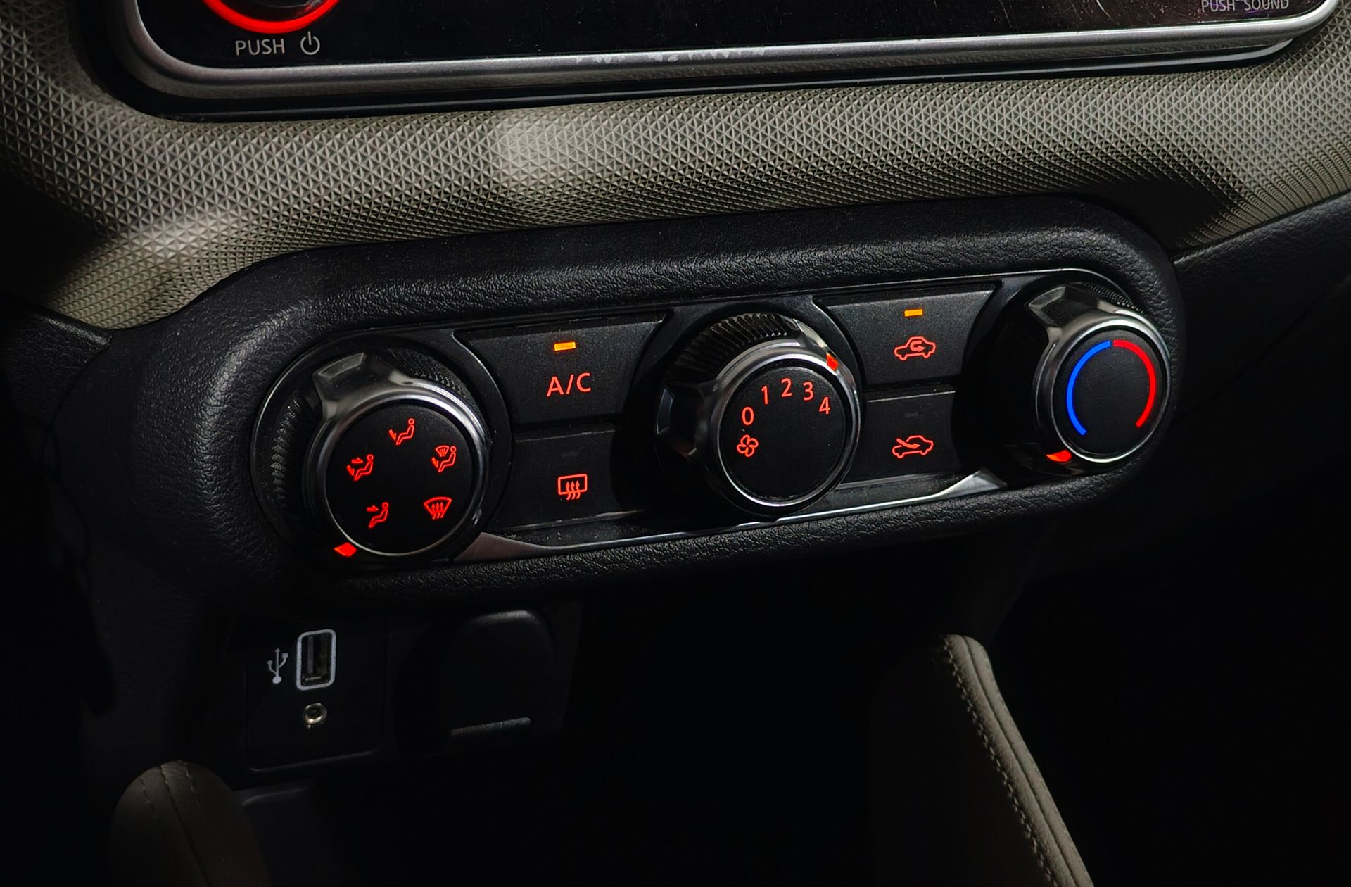 Nissan Micra IG-T 100 Acenta - foto 27