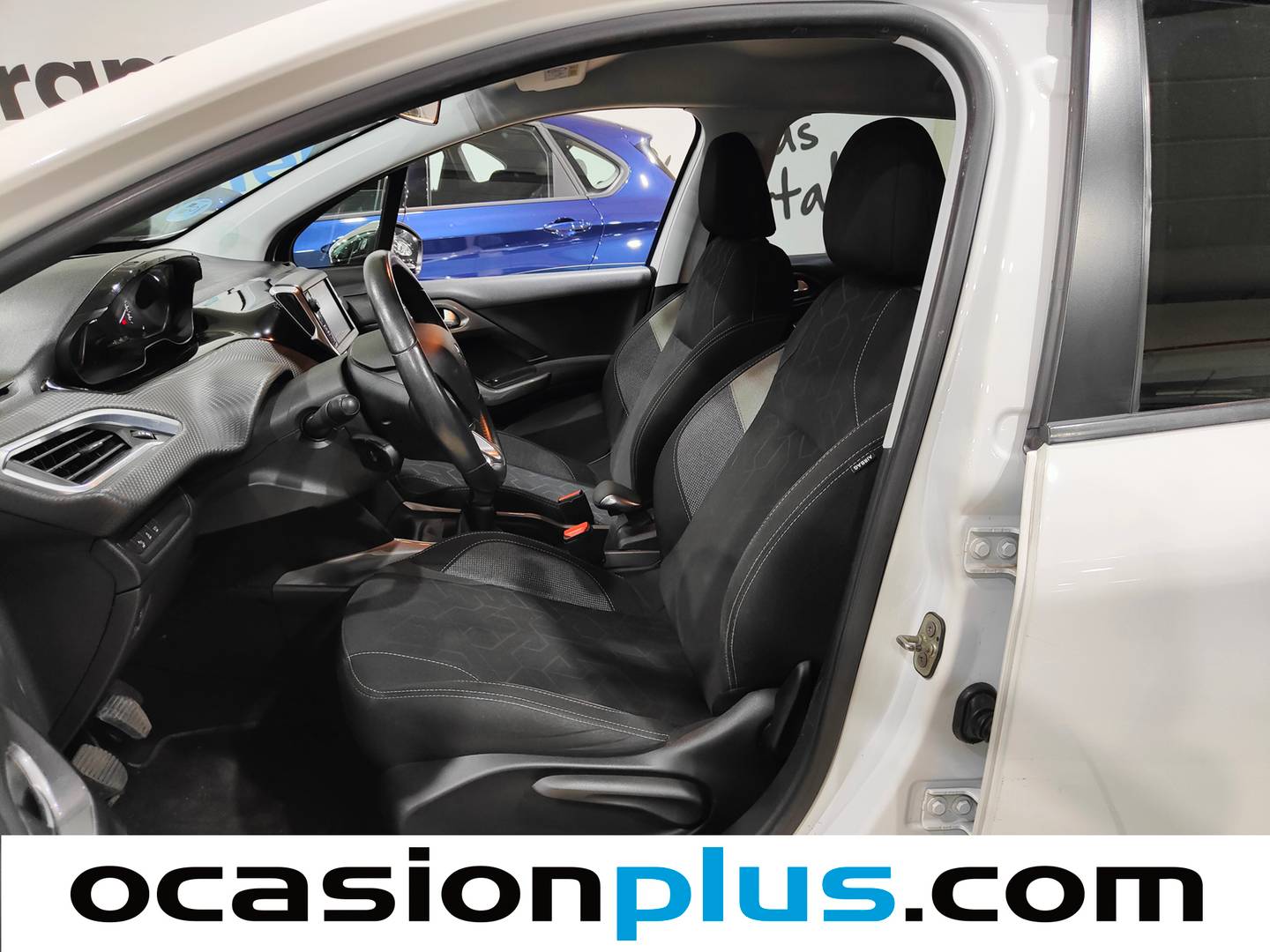 Foto Peugeot 2008 Peugeot 2008 PureTech 110 S&S Style (110 CV)