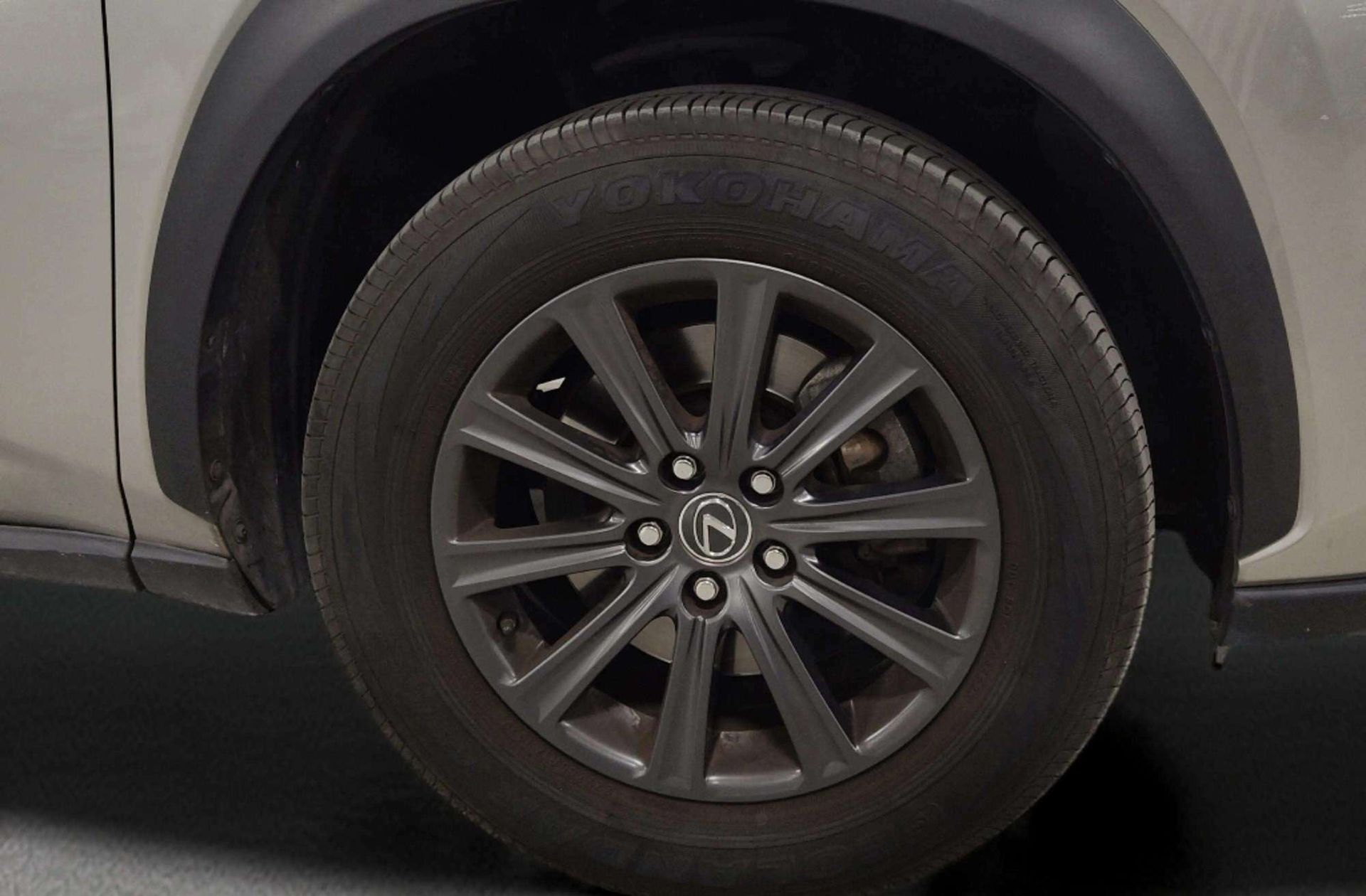 Lexus NX 300h Business Navigation 2WD - foto 40