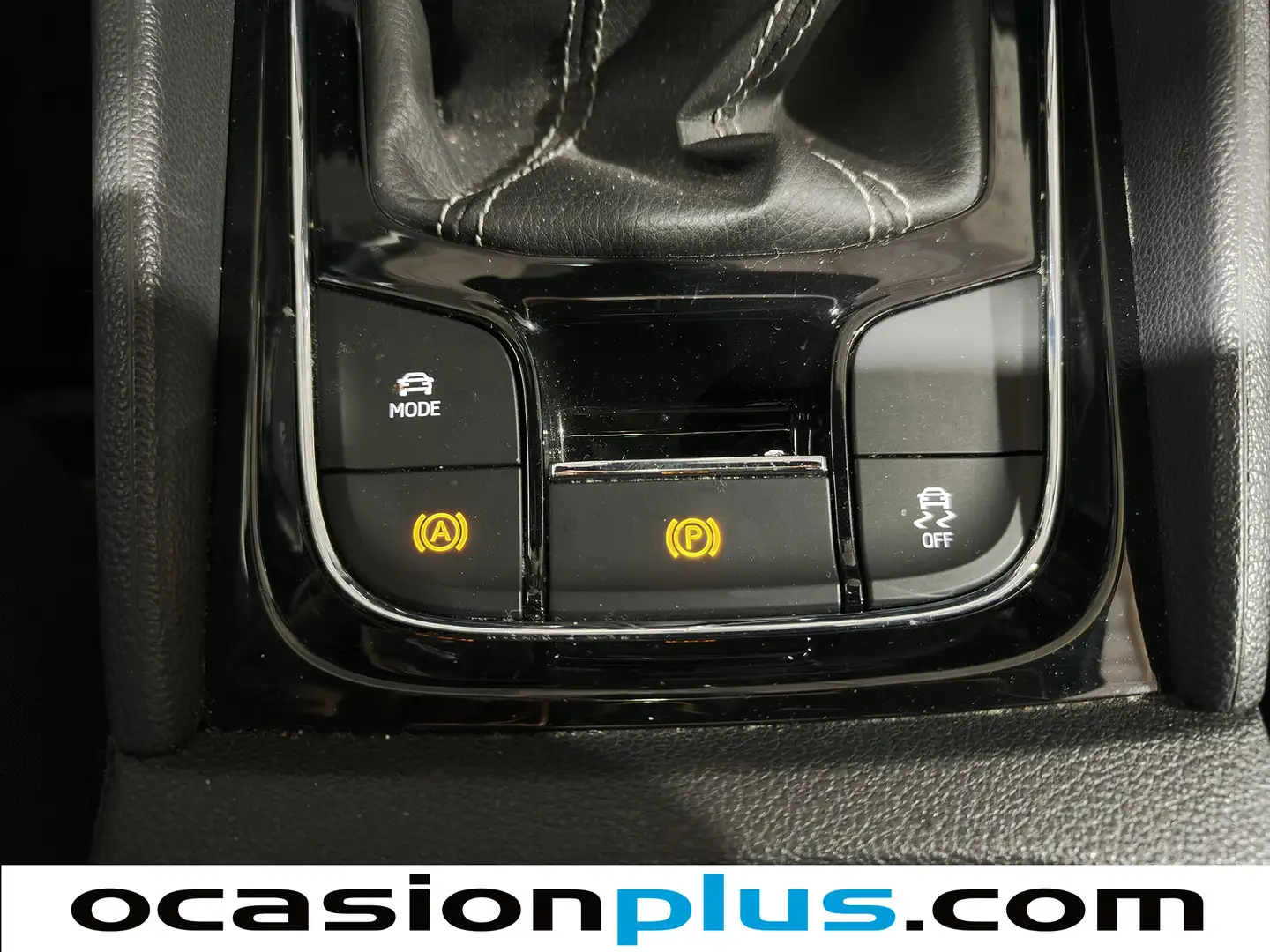 Foto Skoda Karoq Skoda Karoq 1.5 TSI Sportline  (150 CV)