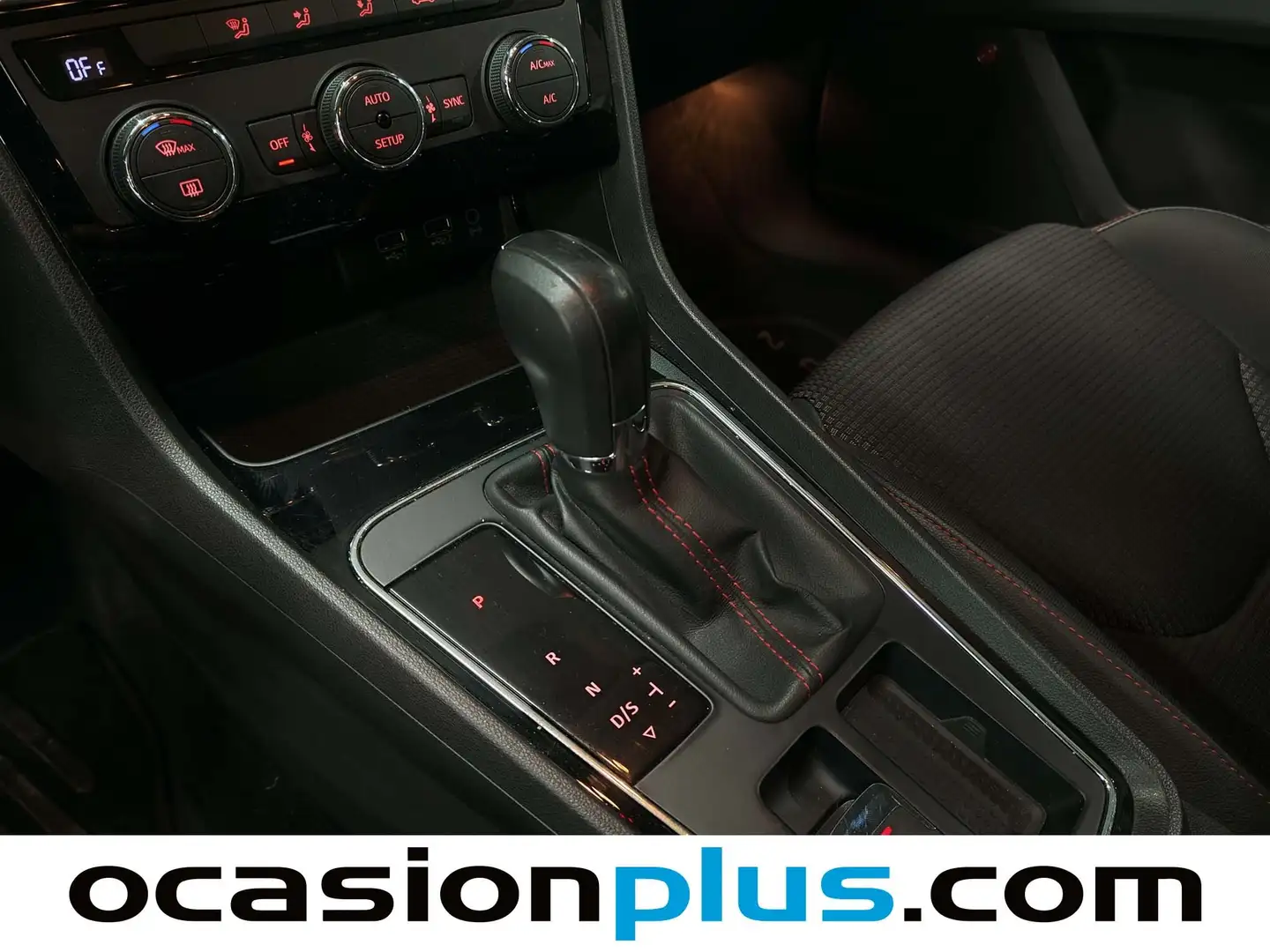 Foto Seat León SEAT León ST 1.5 EcoTSI S&S FR Edition DSG (150 CV)