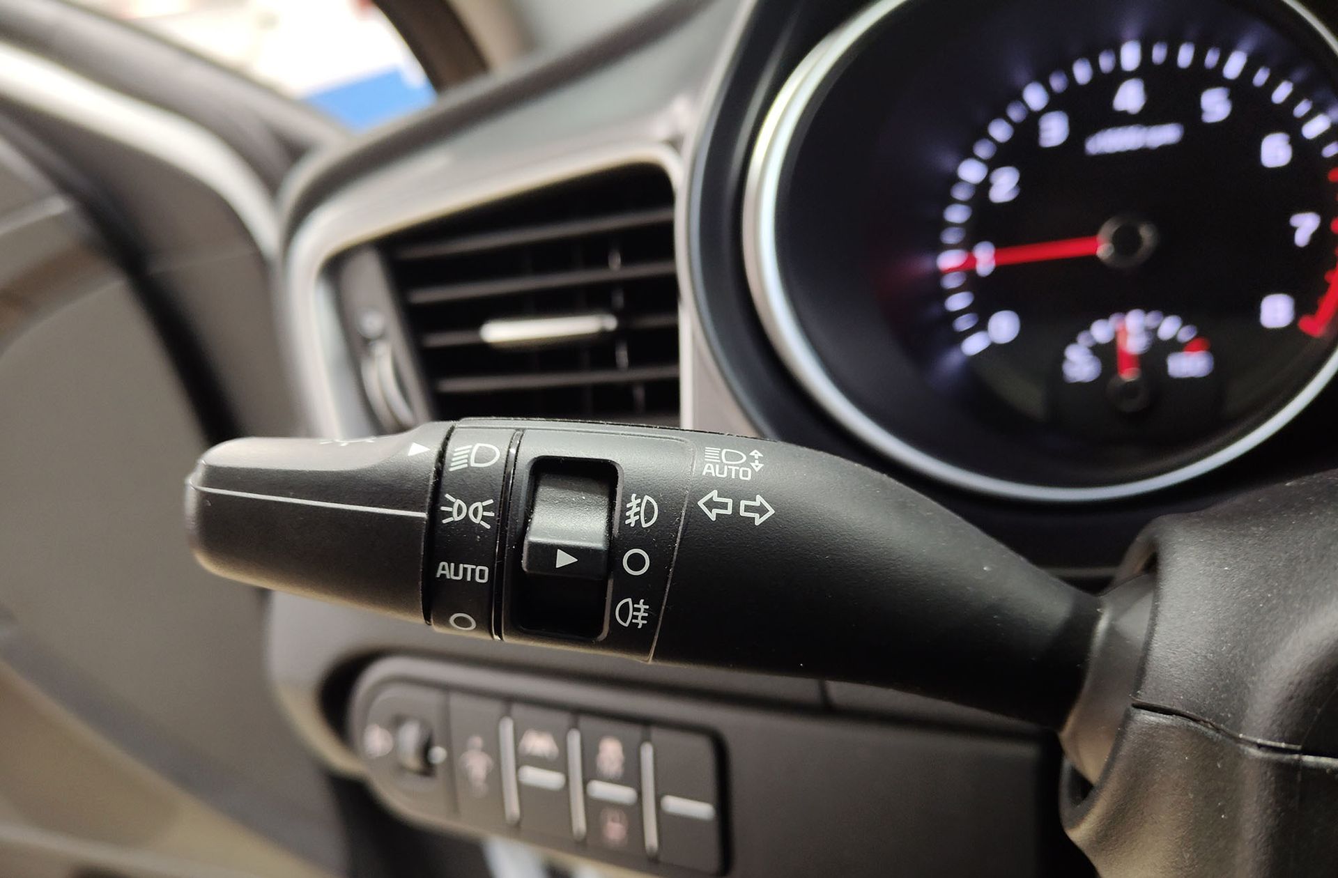 Kia XCeed 1.0 T-GDi Drive - foto 23