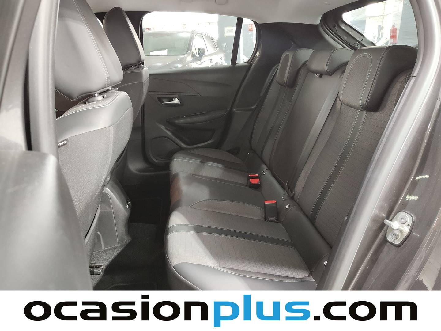 Foto asientos traseros Peugeot 208 Peugeot 208 PureTech 100 Allure Pack (100 CV)