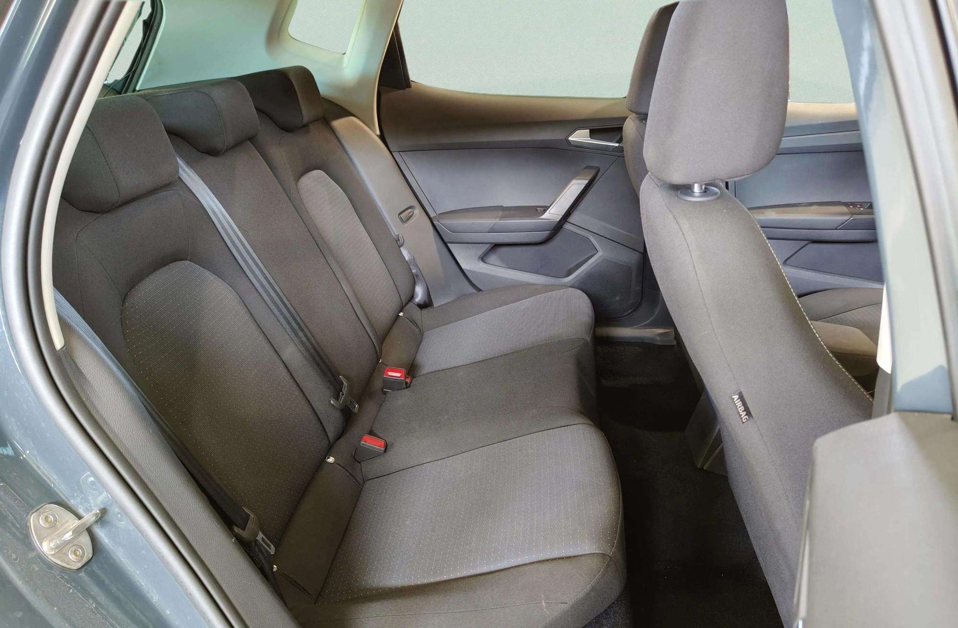SEAT Arona 1.0 TSI Style XL - foto 18