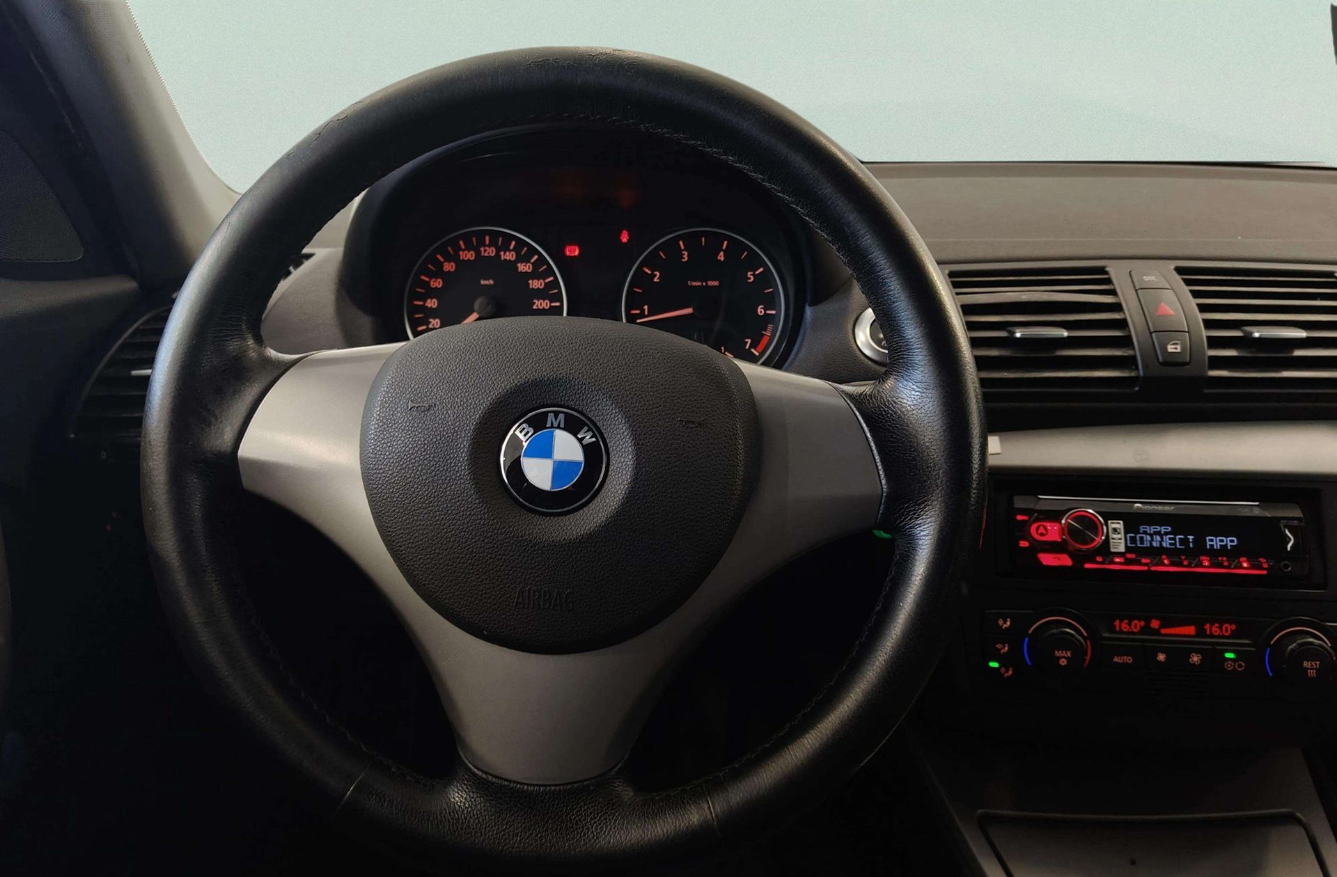 BMW Serie 1 116i - foto 22