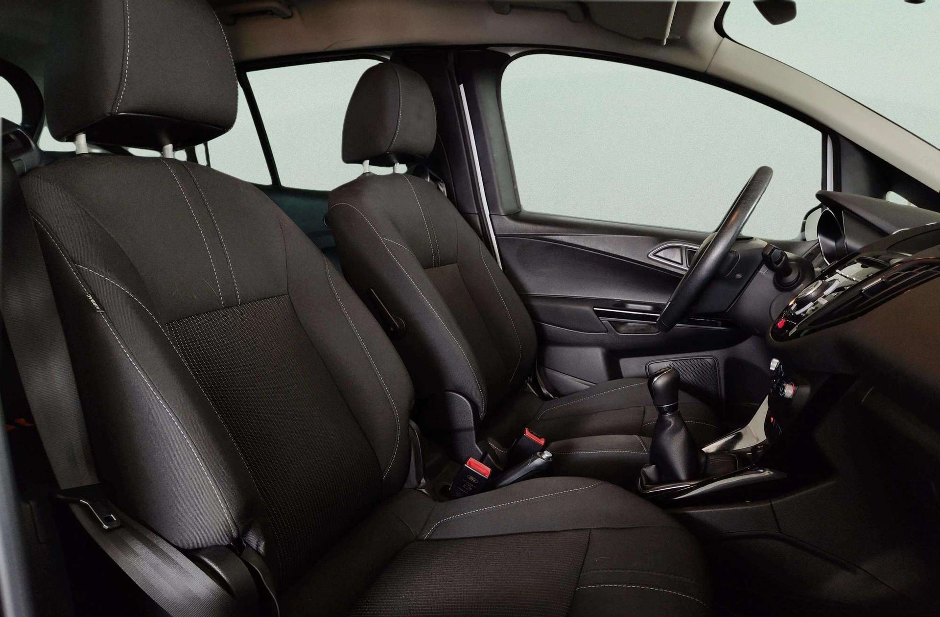 Ford B-Max 1.0 EcoBoost Titanium - foto 16