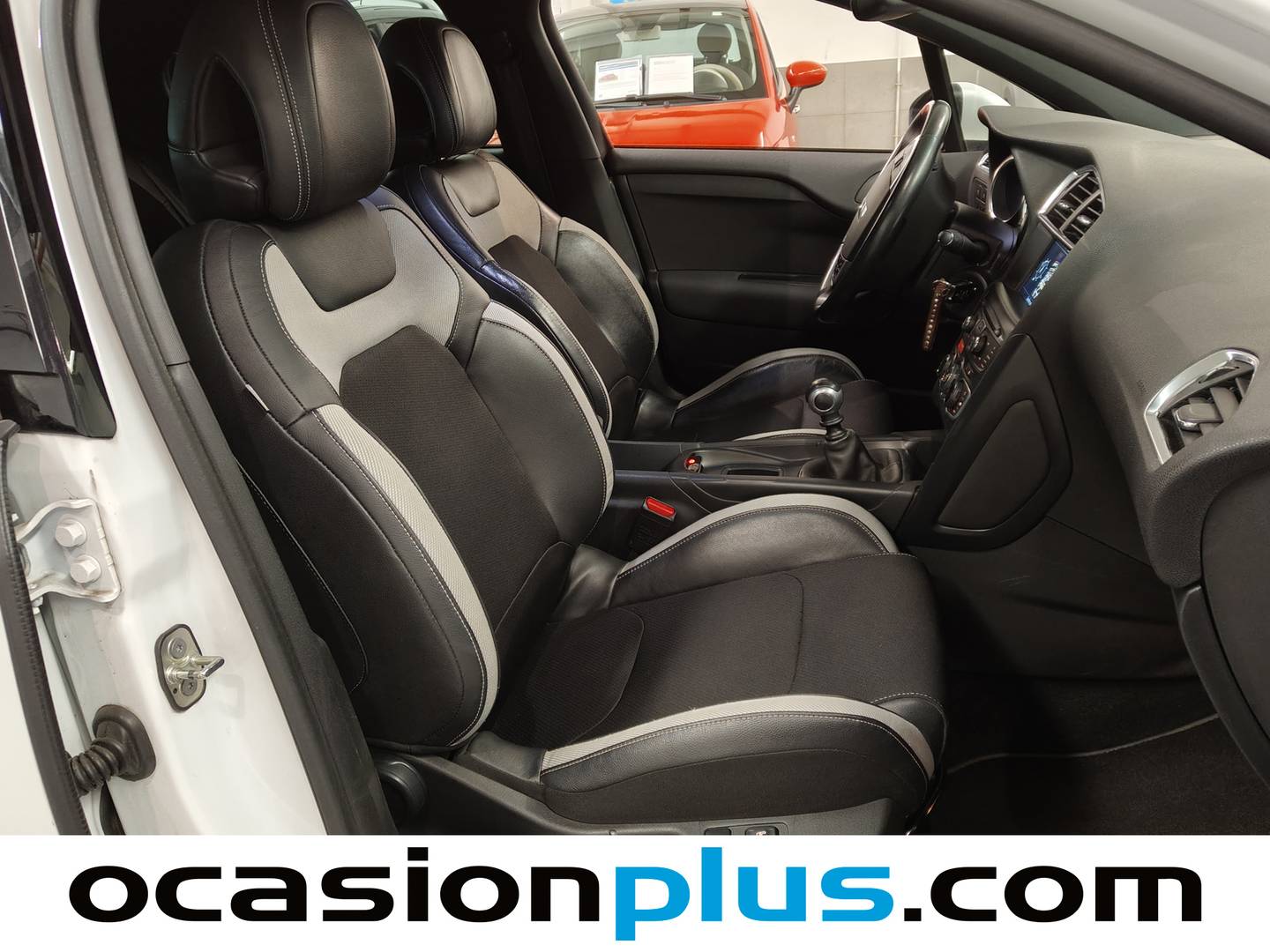 Foto DS DS 4 DS DS4 1.6 e-HDi STT Style (114 CV)