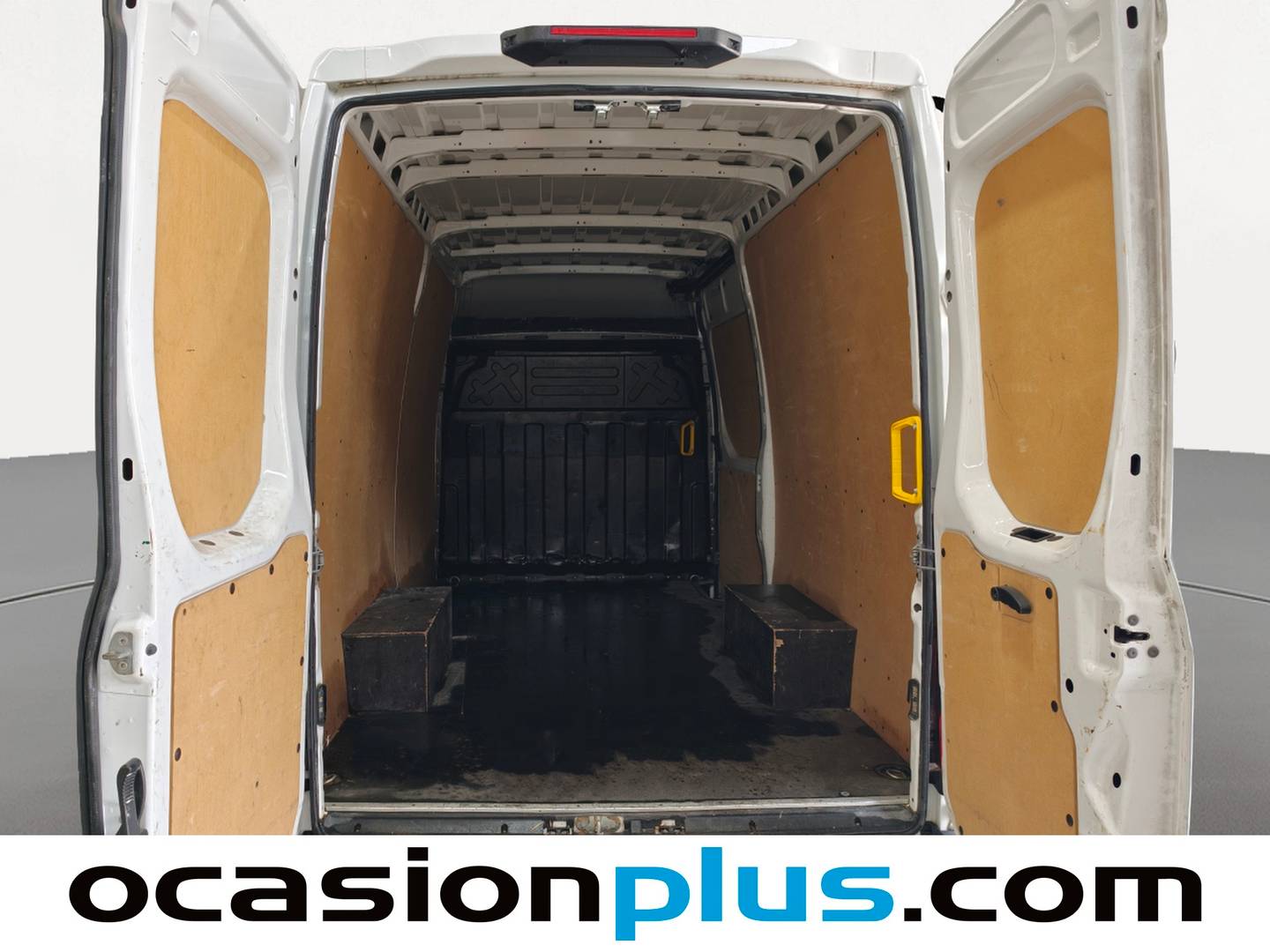 Foto asientos traseros Iveco Daily Iveco Daily Furgon 35S 16 V 3520L/H2 (156 CV)