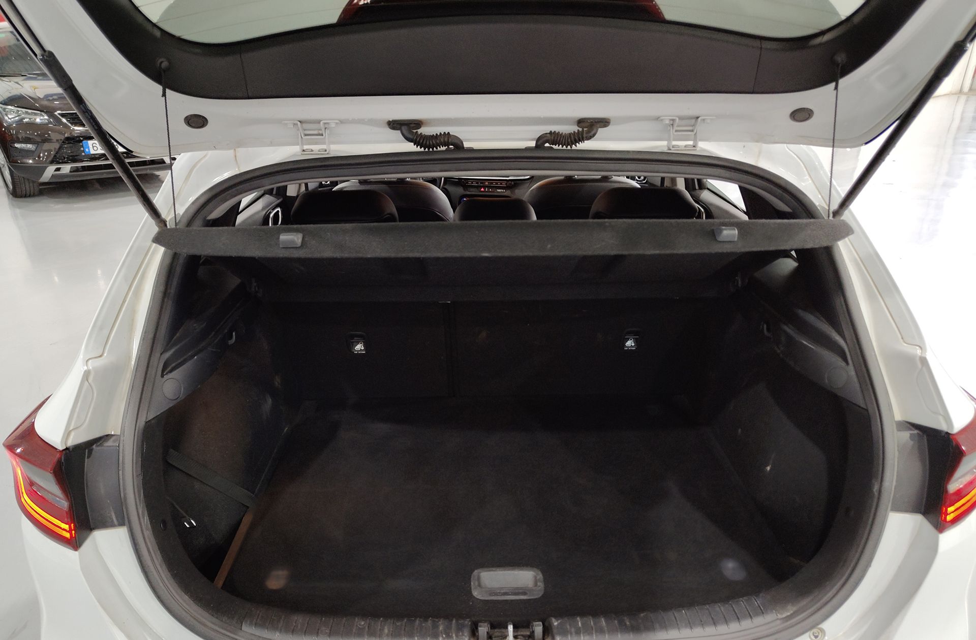 Kia Ceed 1.0 T-GDi Tech - foto 17