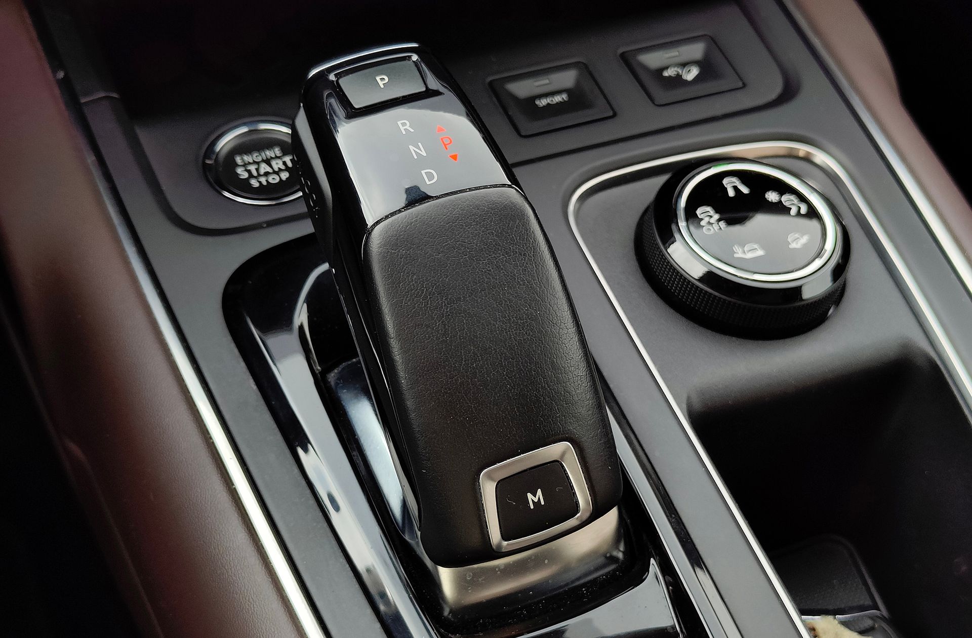 Citroën C5 Aircross PureTech 180 Feel EAT8 - foto 5