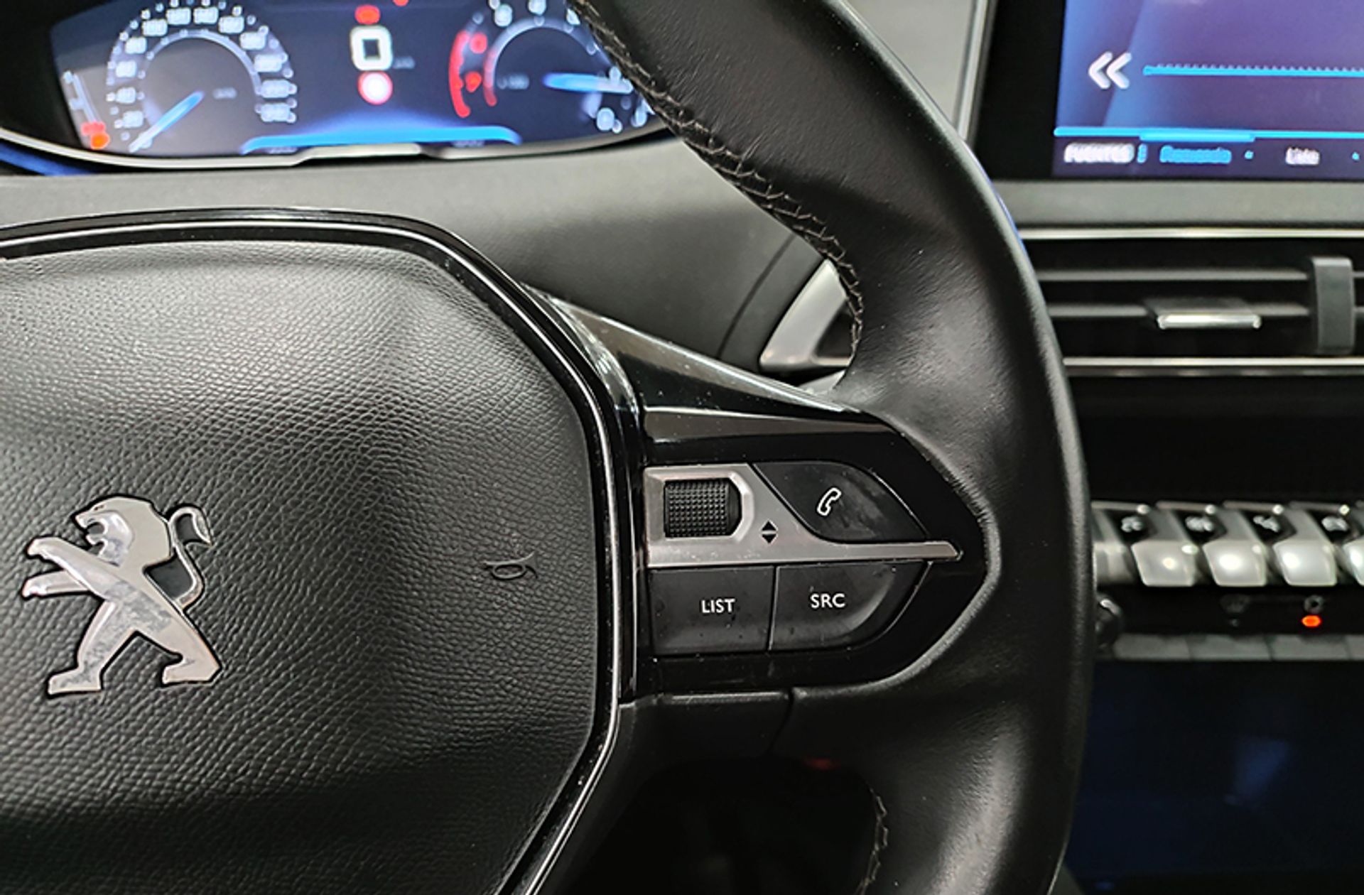 Peugeot 3008 SUV PureTech 130 Active - foto 25