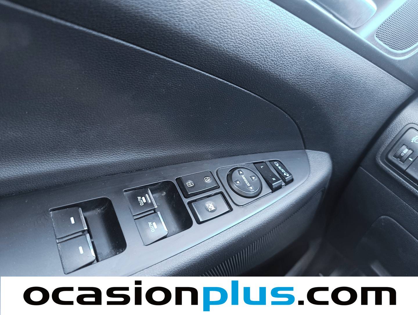 Hyundai Tucson Hyundai Tucson 1.6 CRDI 48V SLE 4x2 (116 CV) seminuevo