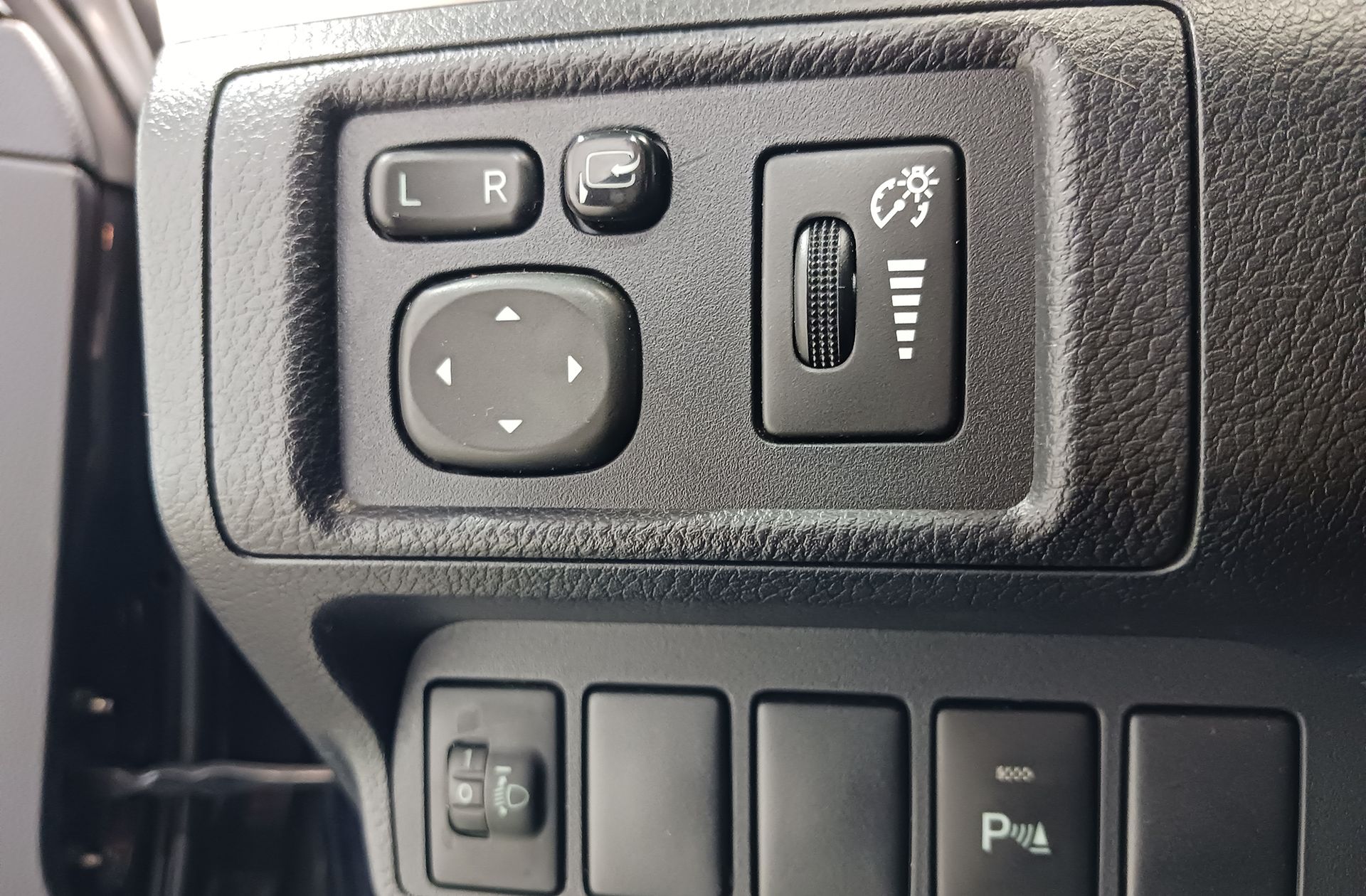 Lexus CT 200h Executive Navibox - foto 22