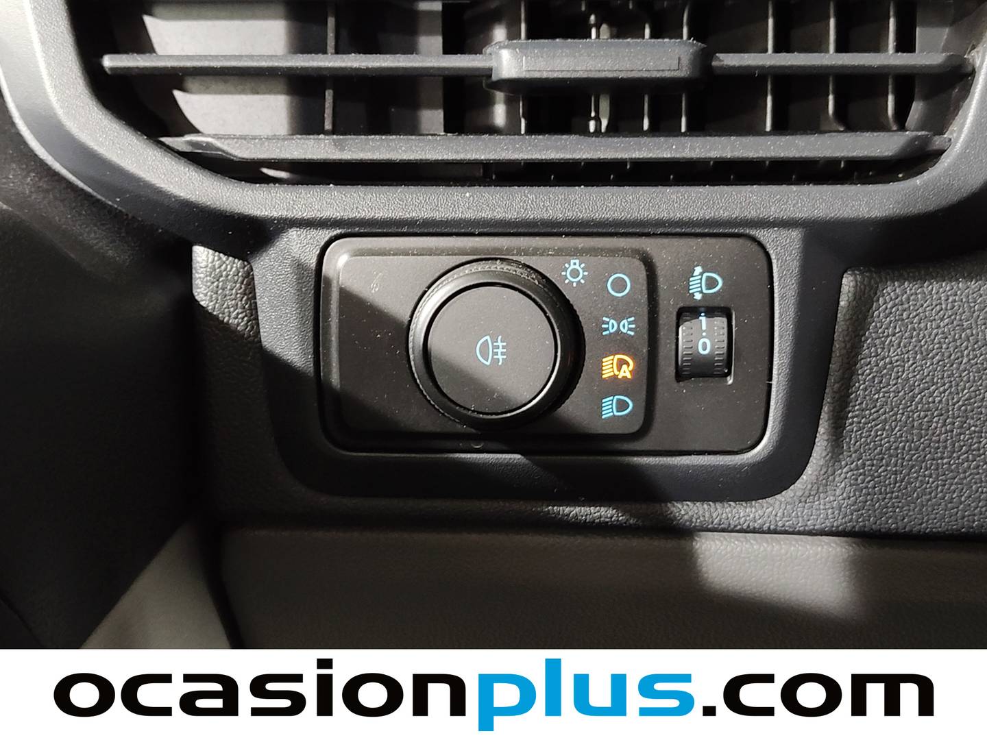 Foto Ford Transit Custom Ford Transit Custom Furgon 2.0 Ecoblue 320 L2 Trend (136 CV)