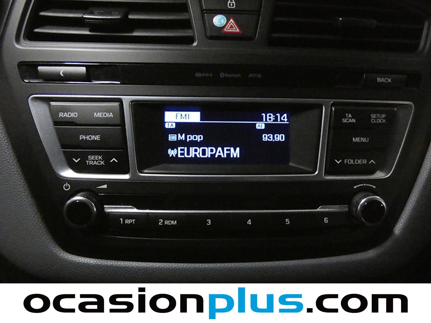 Extras del Hyundai i20 Hyundai i20 1.1 CRDI Essence (75 CV)