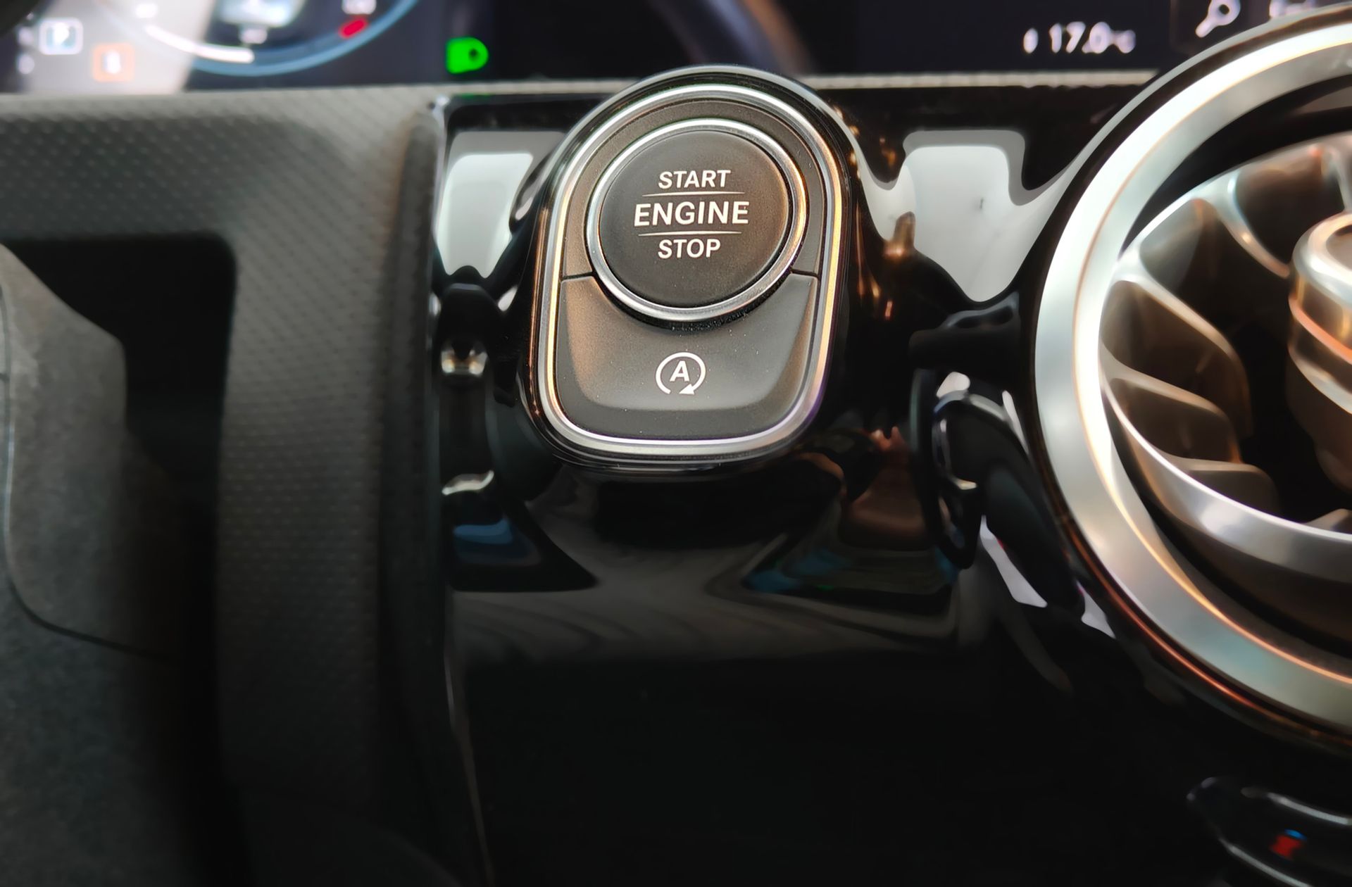 Mercedes-Benz Clase A 220 Pack AMG - foto 39