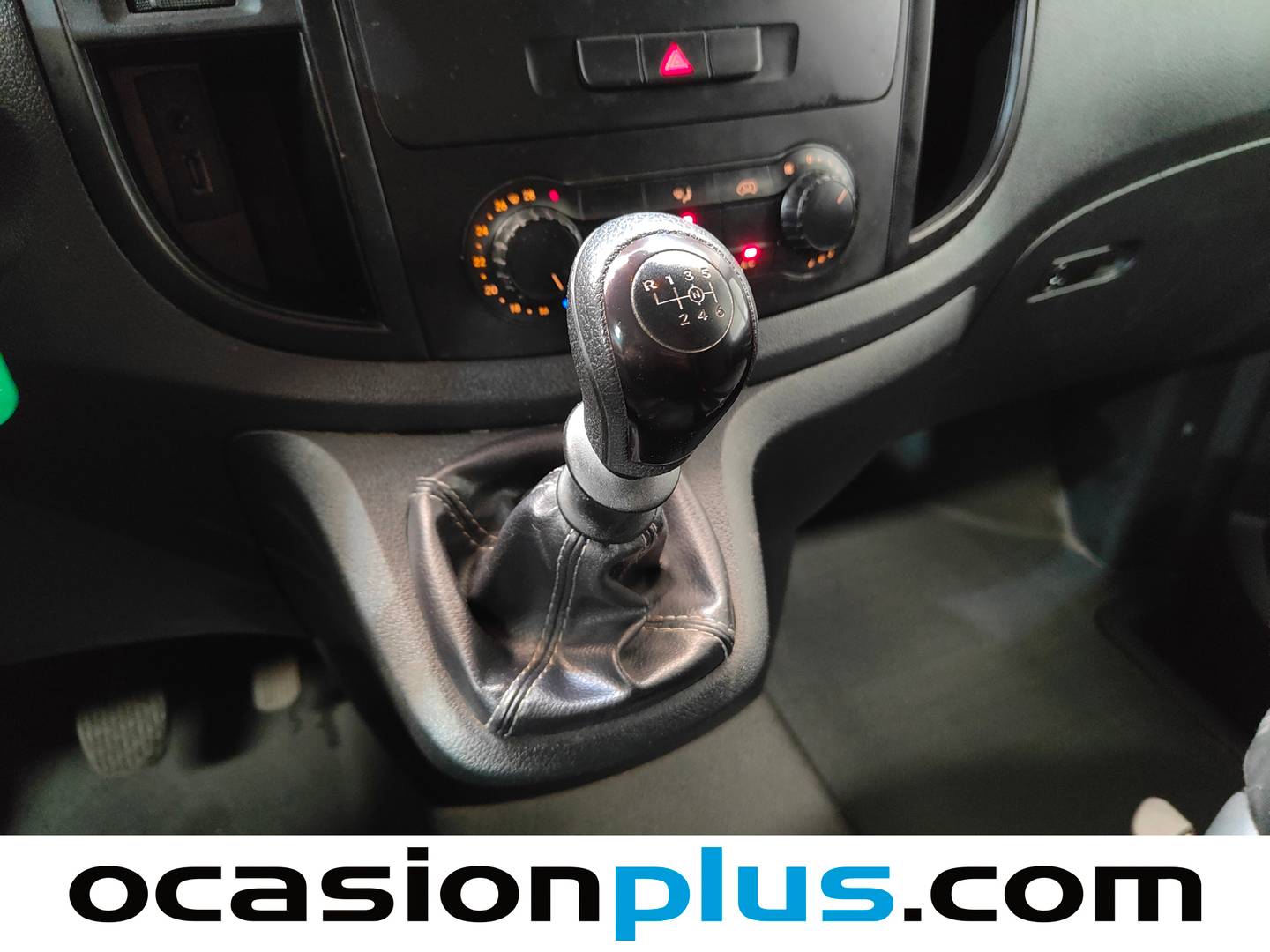 Mercedes Vito Mercedes Vito 111 CDI Mixto Larga (114 CV) de segunda mano