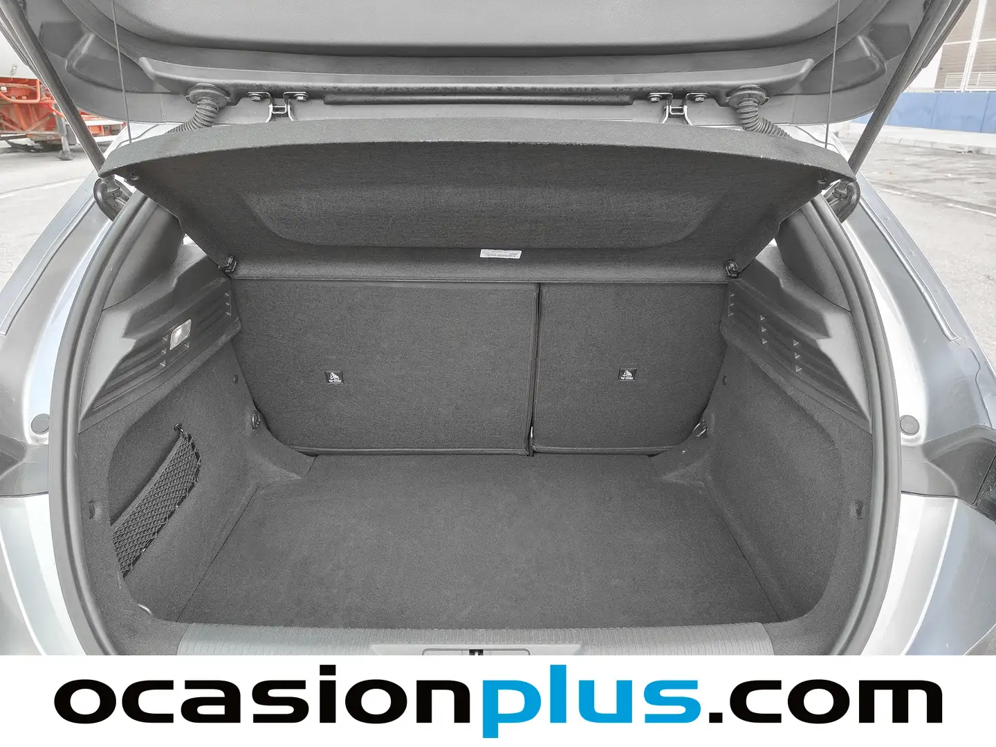 Foto Peugeot 308 Peugeot 308 Allure Hybrid eDCS6 (145 CV)