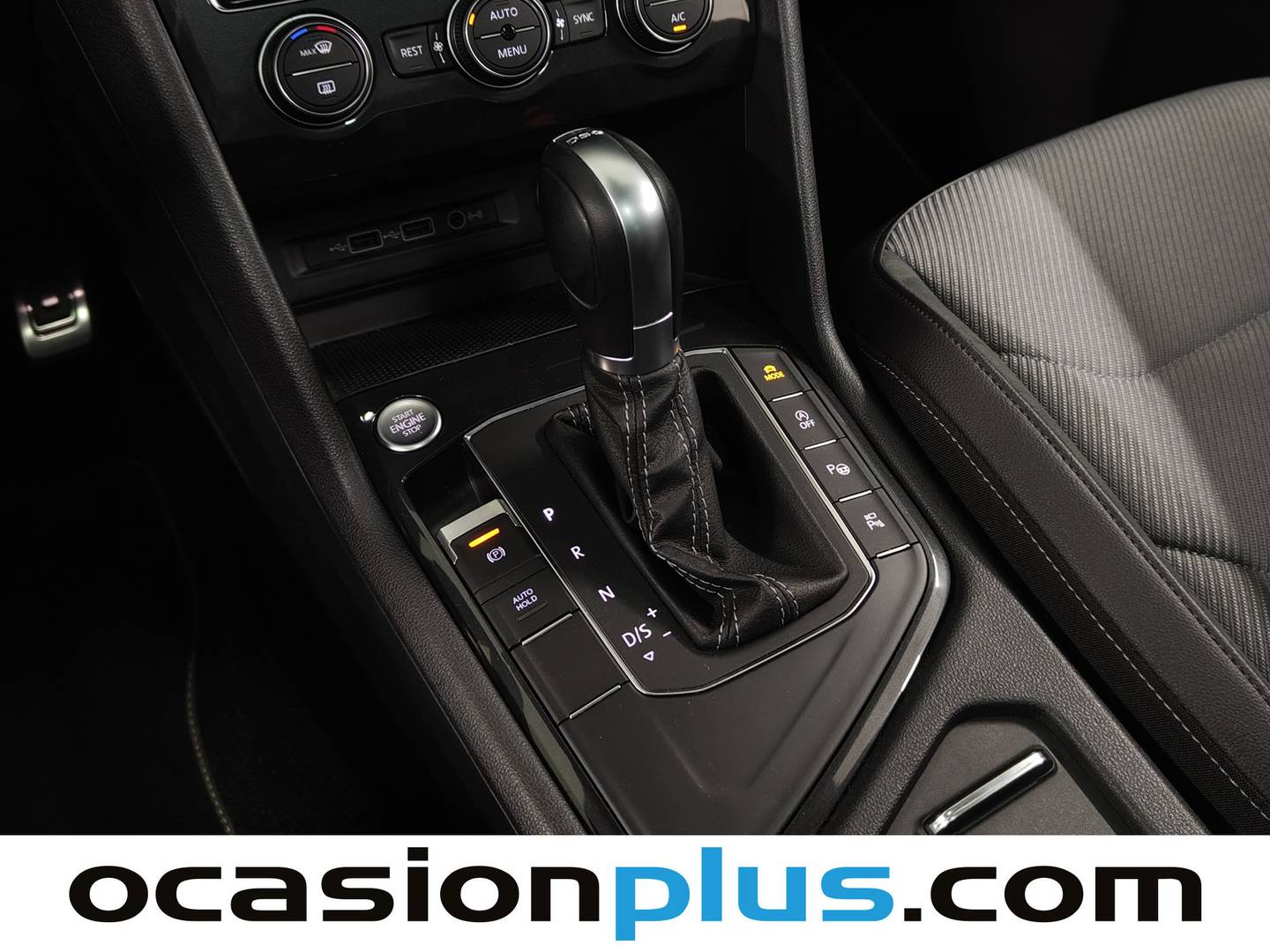 Foto Volkswagen Tiguan Volkswagen Tiguan Sport 1.5 TSI (150 CV) DSG Pack R-Line