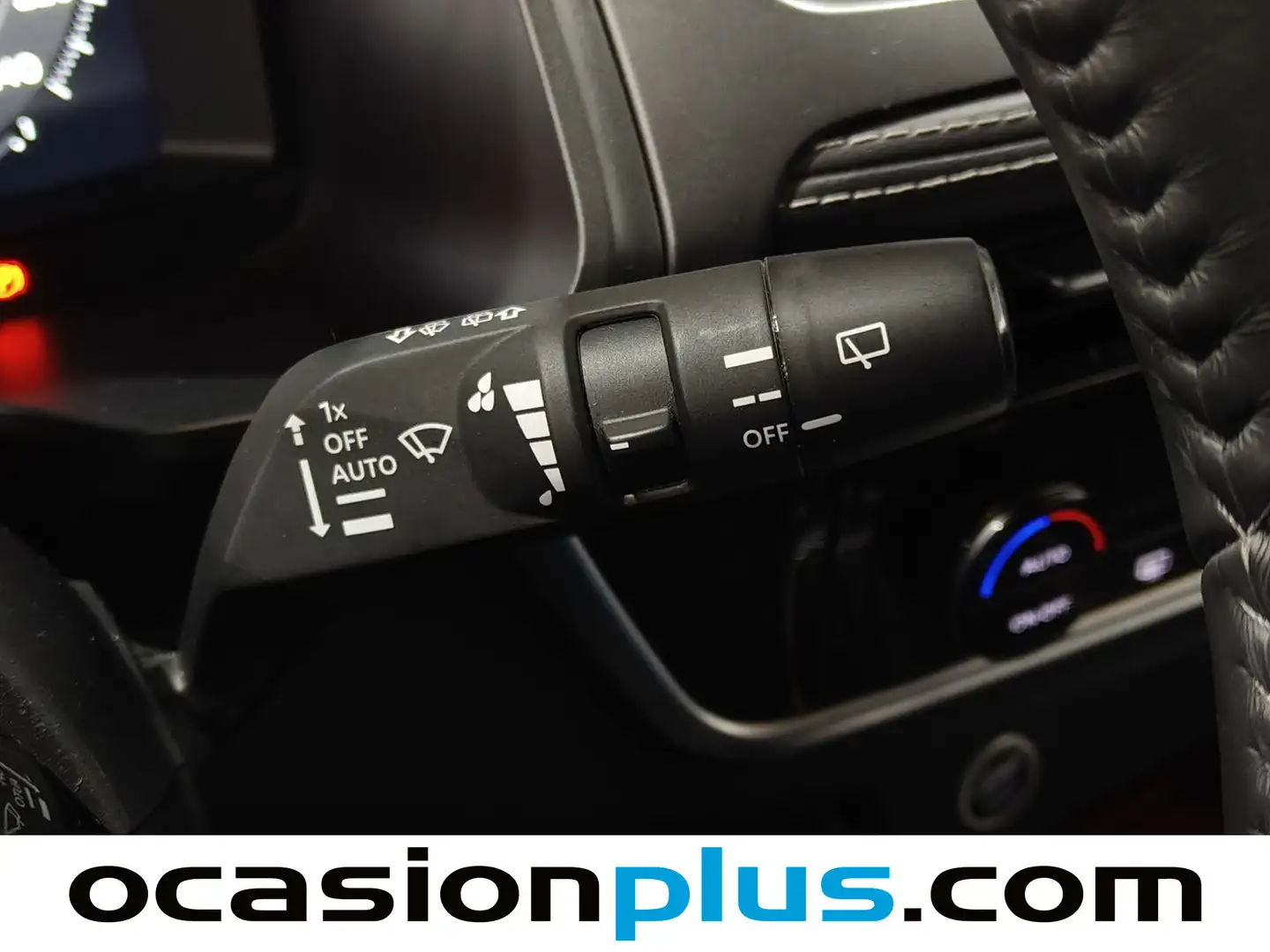 Foto Nissan QASHQAI Nissan Qashqai DIG-T 140 mHEV N-Connecta 4x2 (140 CV)