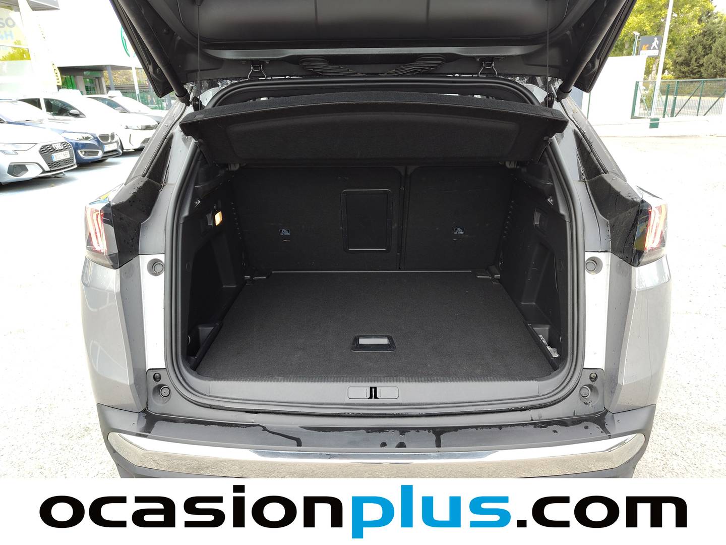 Foto Peugeot 3008 Hybrid Peugeot 3008 Hybrid GT eDCS6 (136 CV)