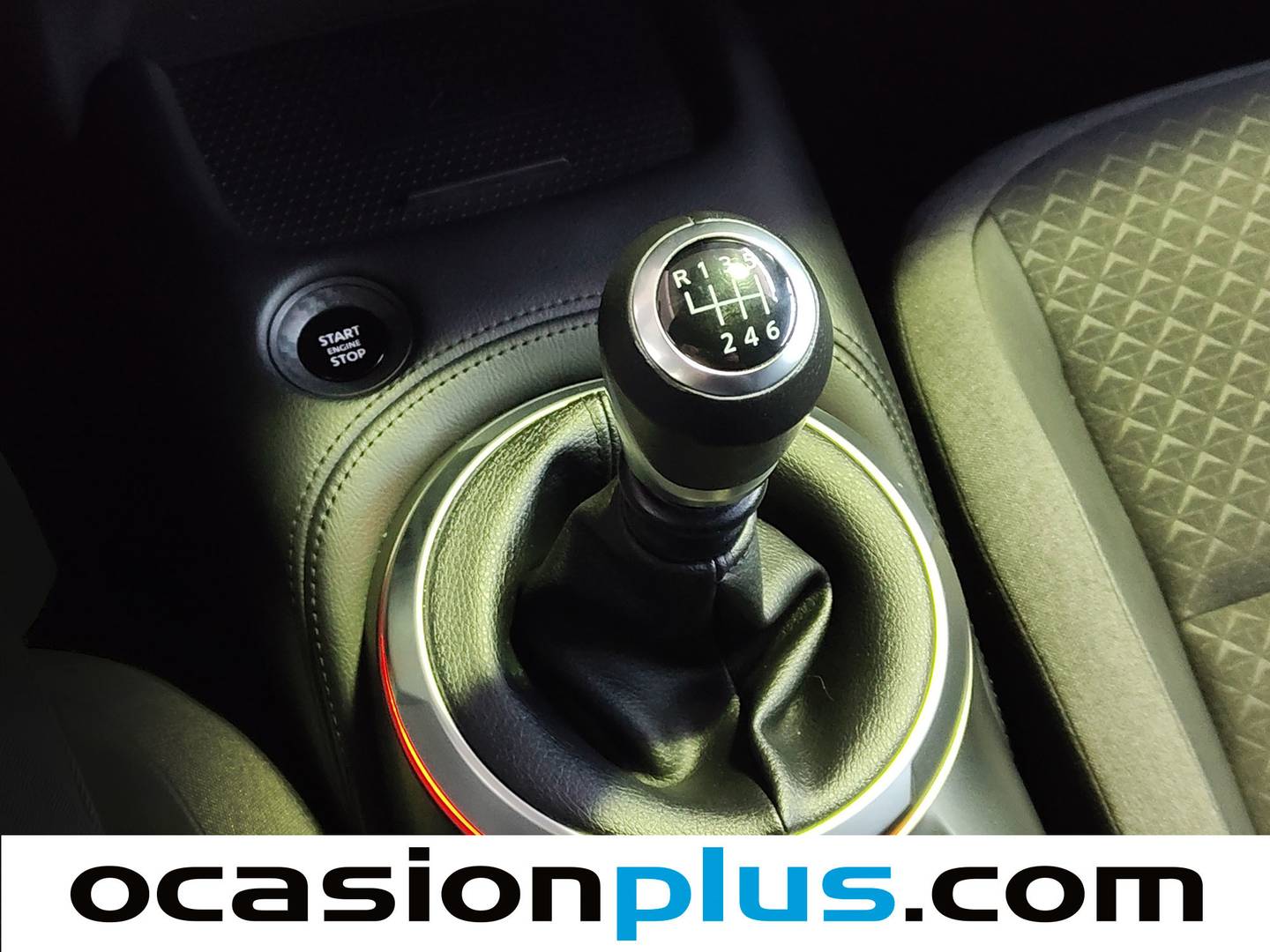 Foto Nissan JUKE Nissan Juke DIG-T N-Connecta 4x2 (114 CV)