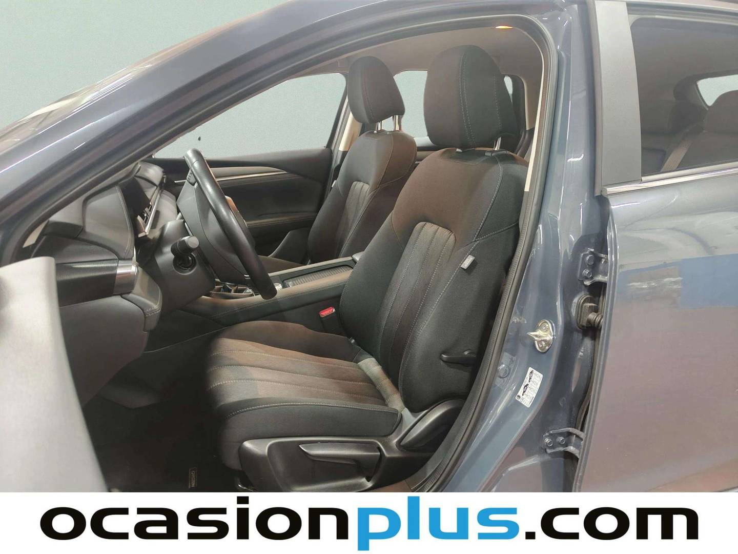 Foto asientos delanteros Mazda Mazda6 Mazda Mazda 6 2.0 SKYACTIV-G Wagon Center-Line (165 CV)