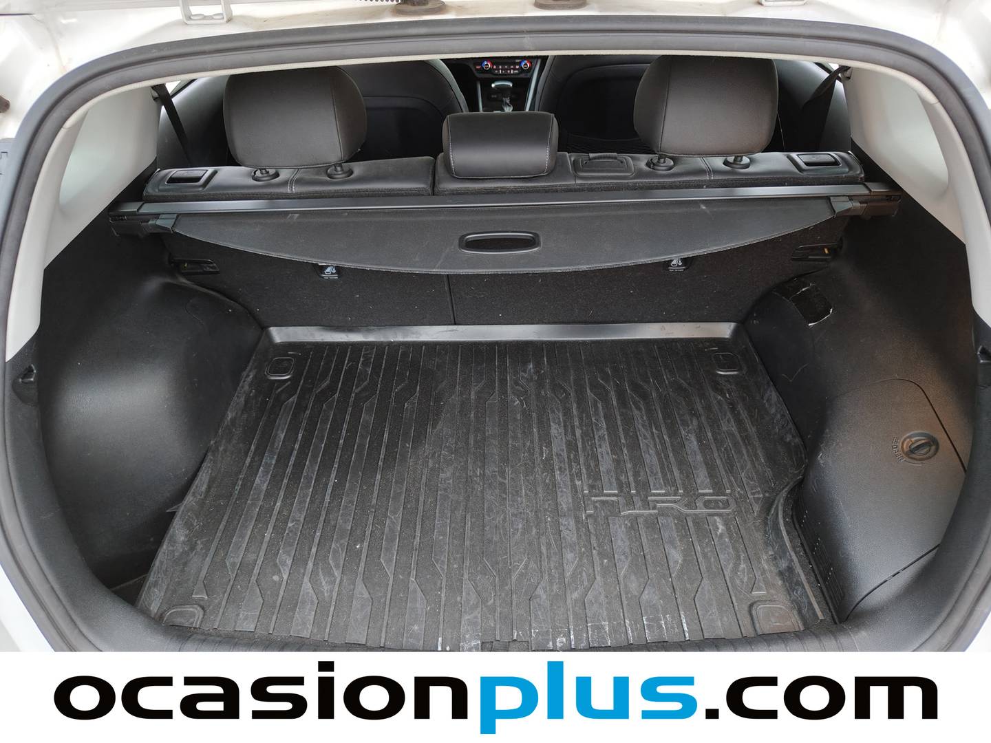 Foto KIA Niro Kia Niro 1.6 GDi PHEV Híbrido Emotion (141 CV)