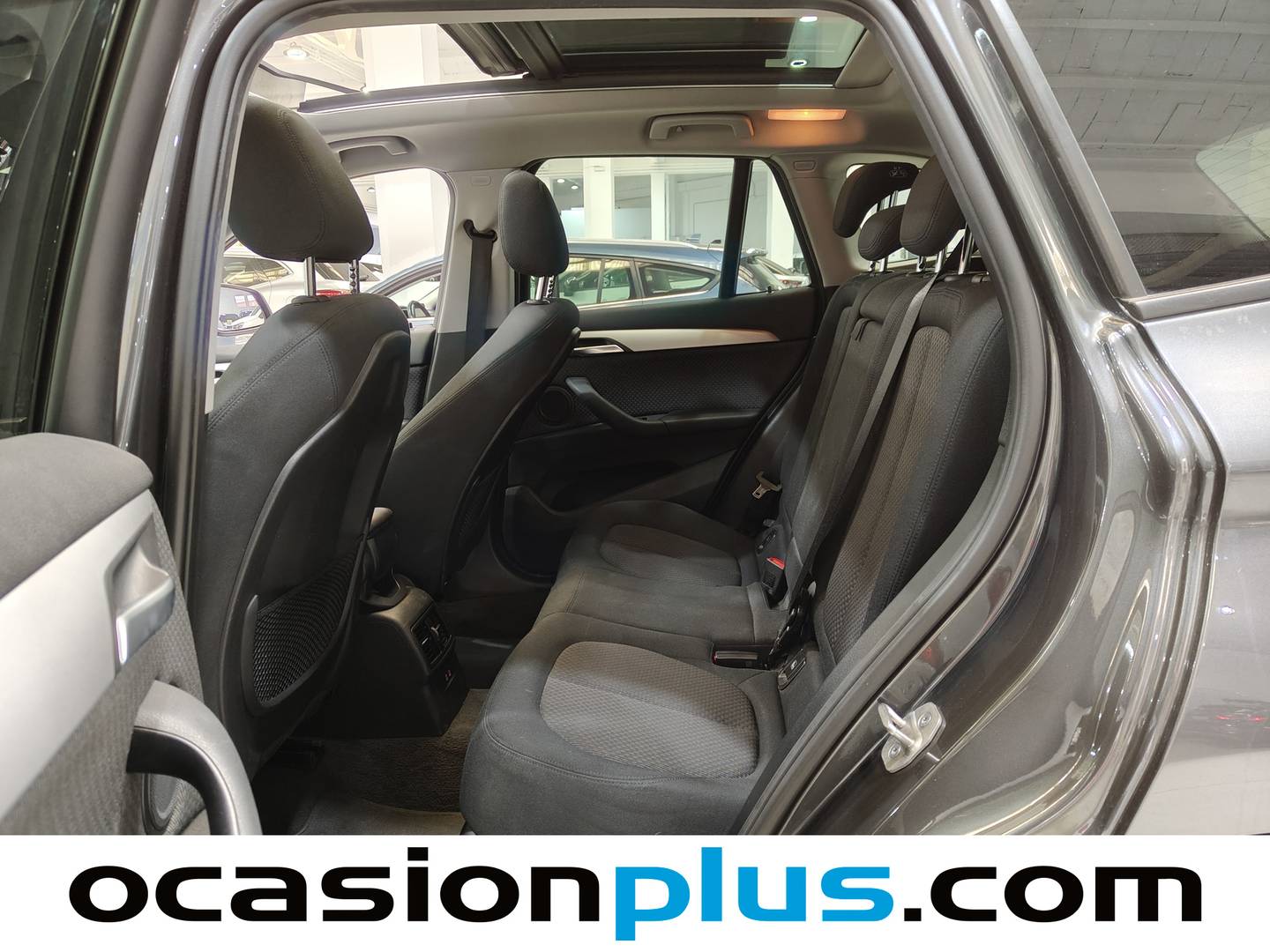 Foto BMW X1 BMW X1 sDrive18i (140 CV)