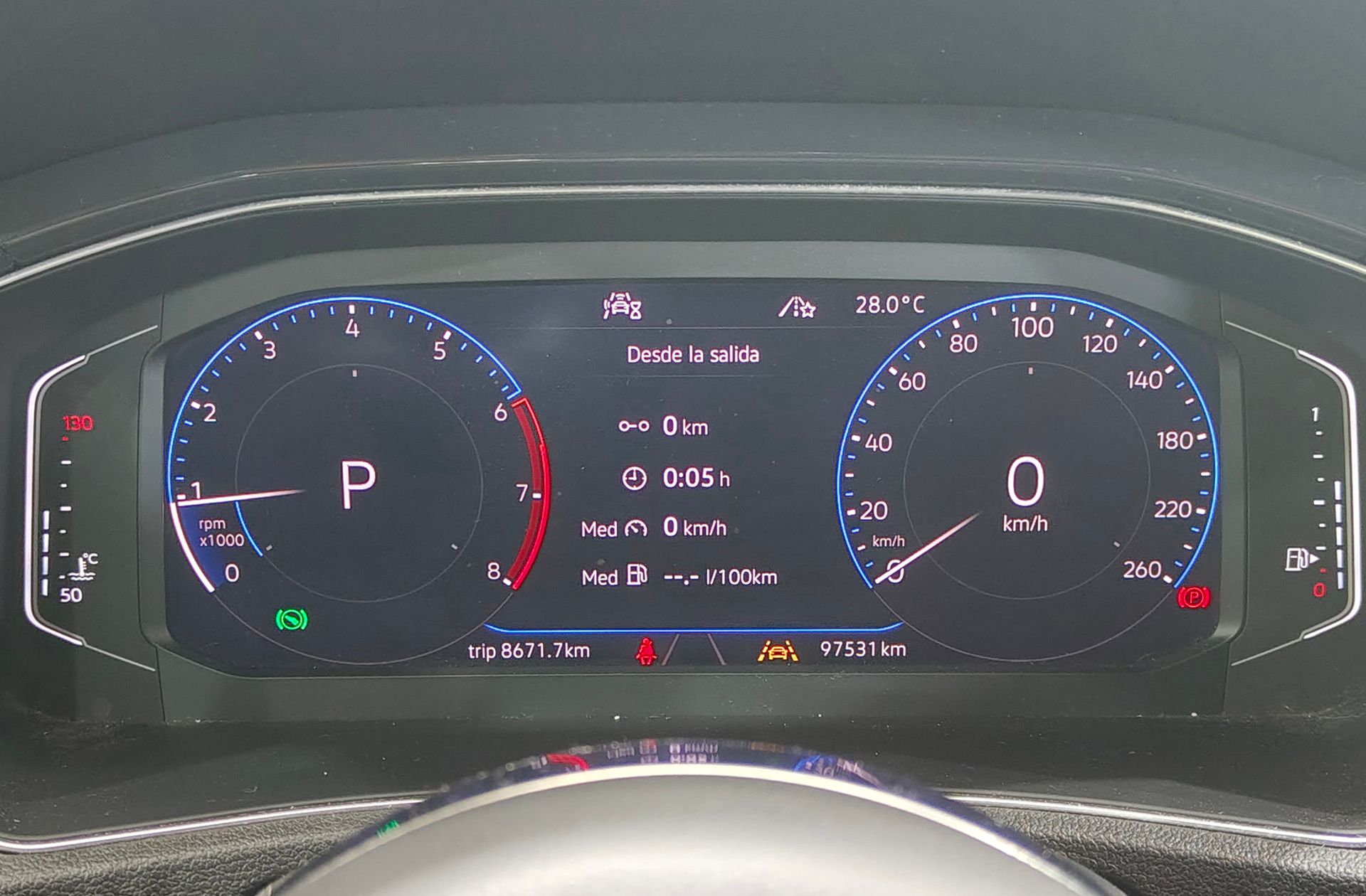 Volkswagen T-Roc Sport 1.5 TSI DSG - foto 29