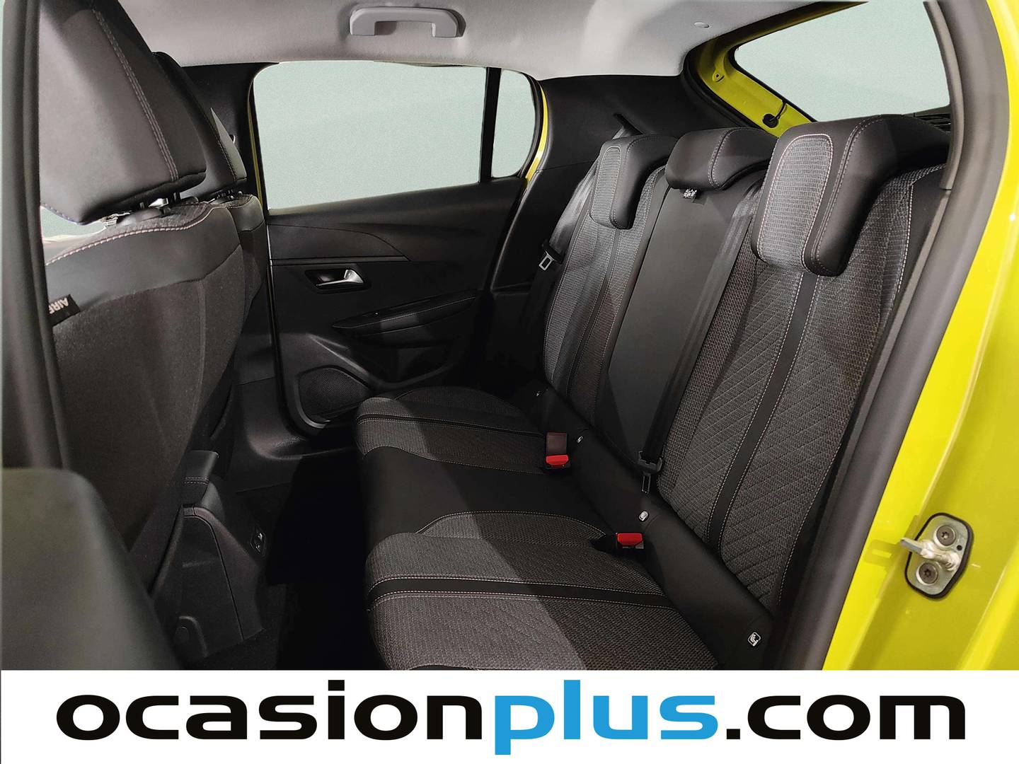 Foto asientos traseros Peugeot 208 Peugeot 208 Gasolina 100 Allure (100 CV)