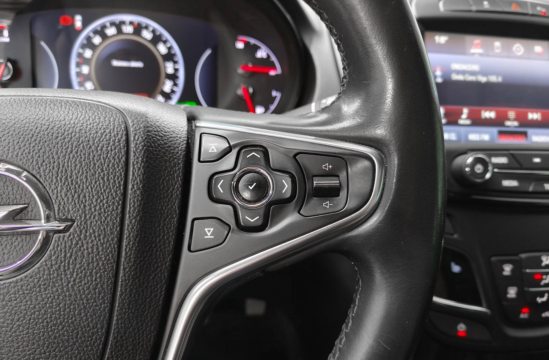 Opel Insignia 1.6 CDTI ecoFlex Excellence - foto 31