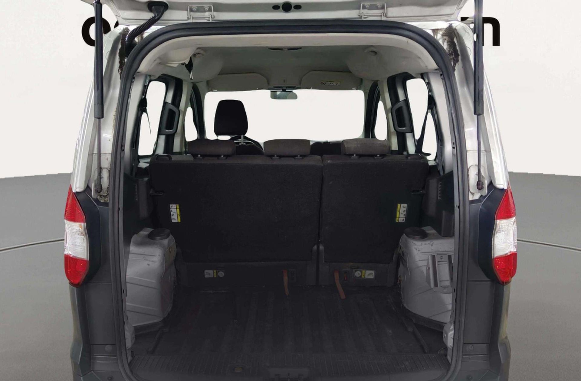 Ford Tourneo Courier 1.5 TDCi Ambiente - foto 12