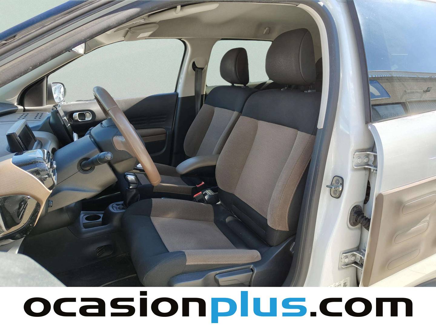 Foto asientos delanteros Citroën C4 Cactus Citroen C4 Cactus BlueHDi 100 Shine (100 CV)