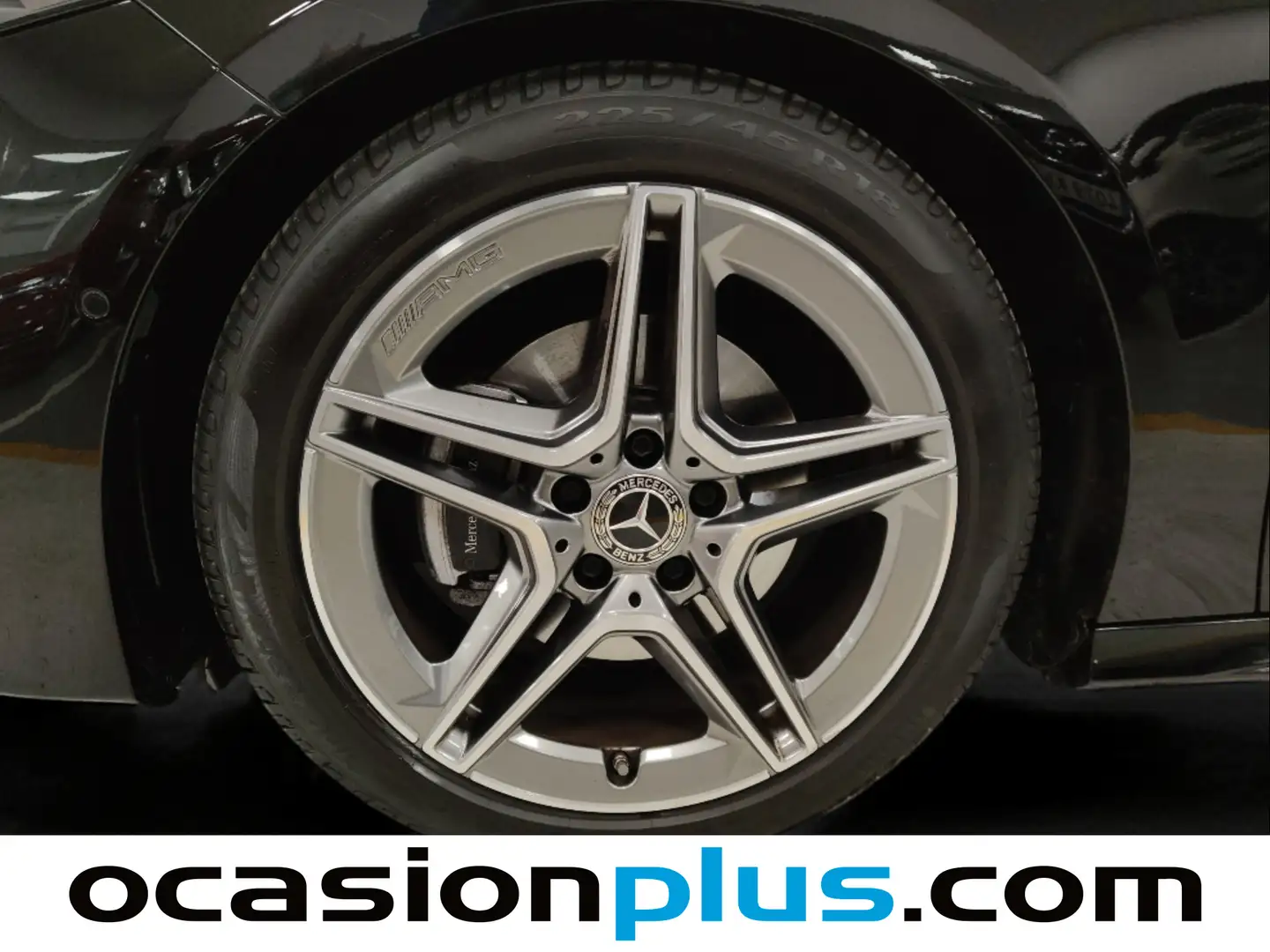 Foto Mercedes Clase A Mercedes-Benz Clase A 180 Pack AMG (136 CV)